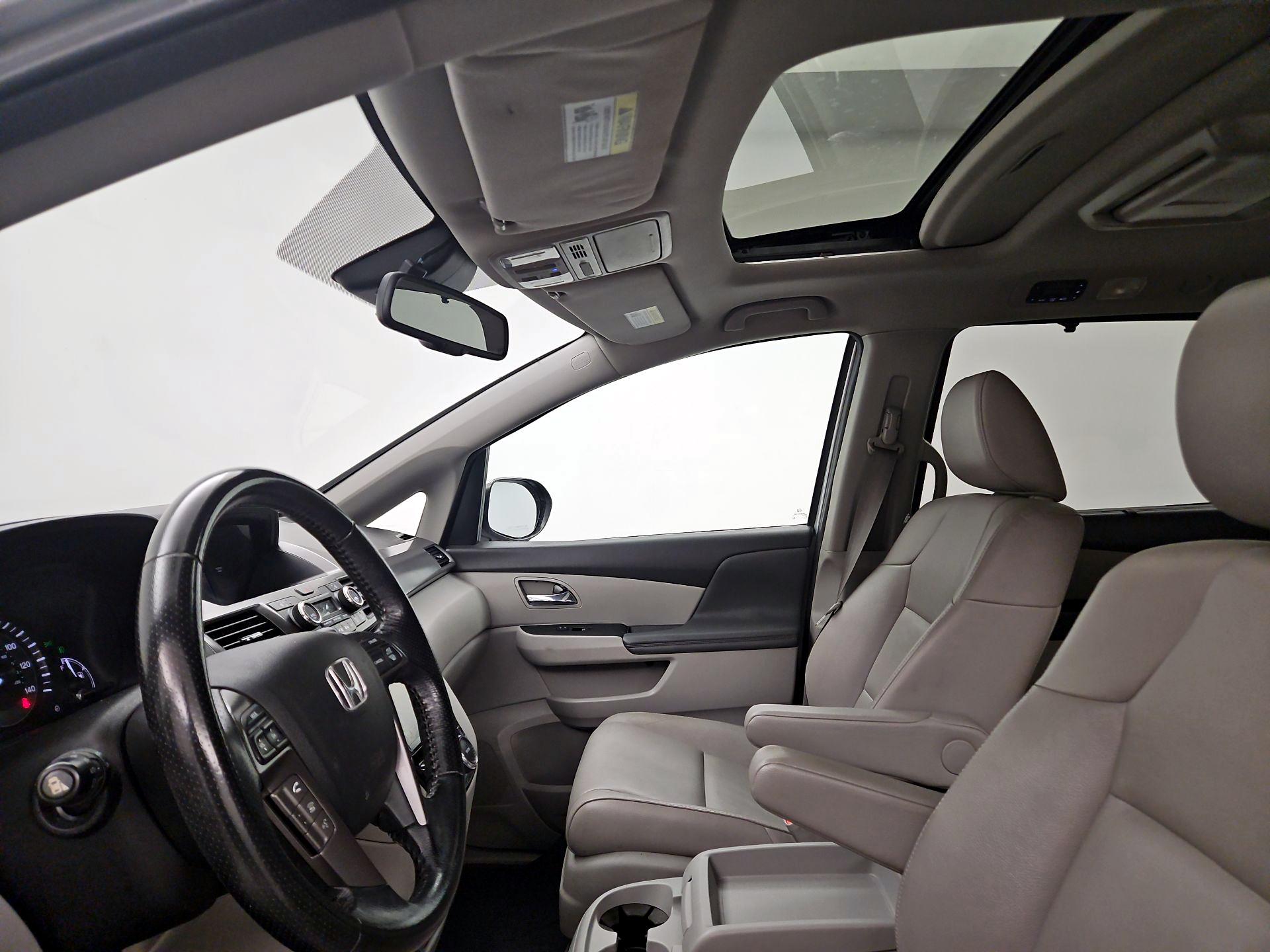 Thumbnail: 2014 Honda Odyssey - 19