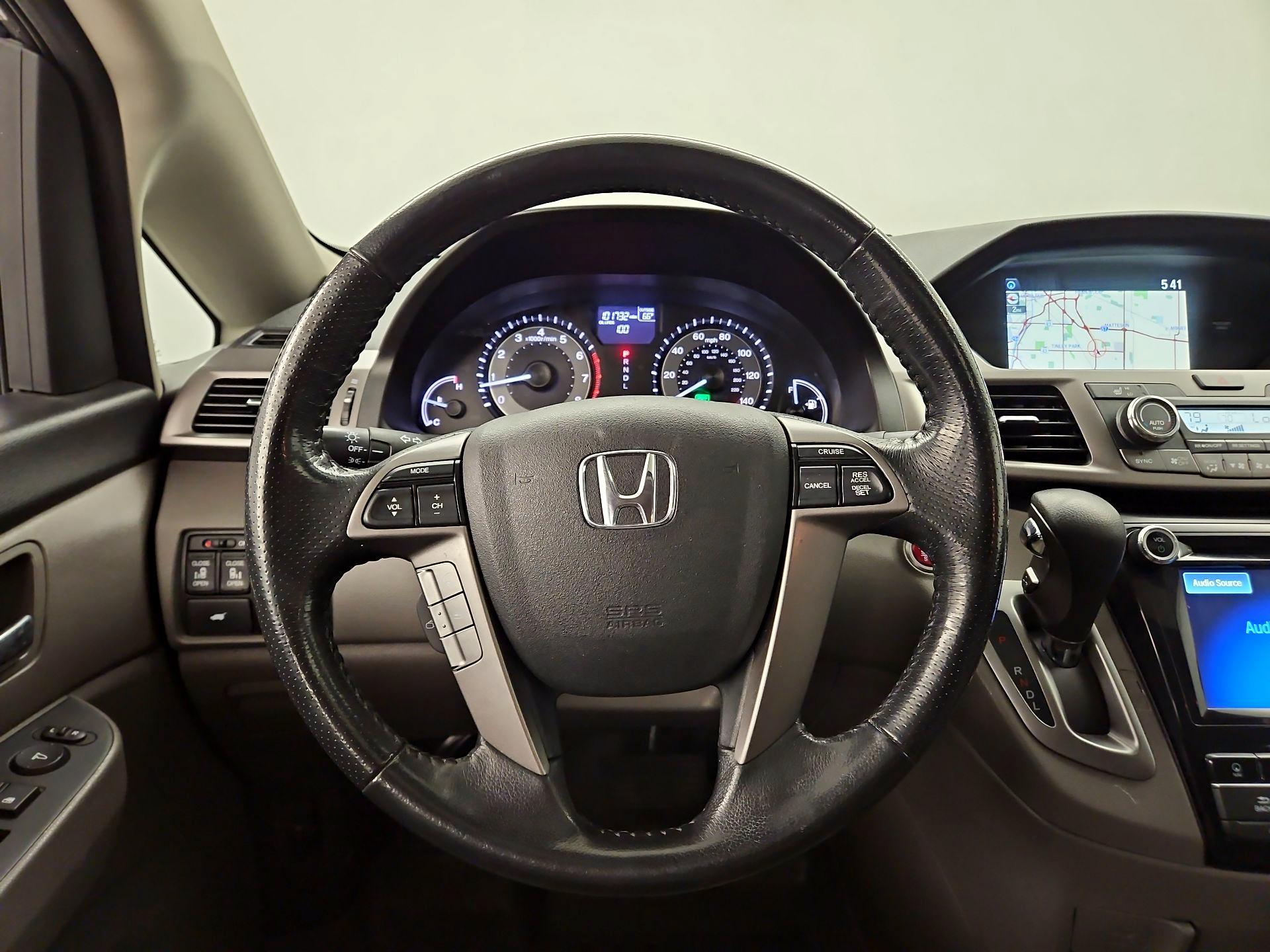 Thumbnail: 2016 Honda Odyssey - 10