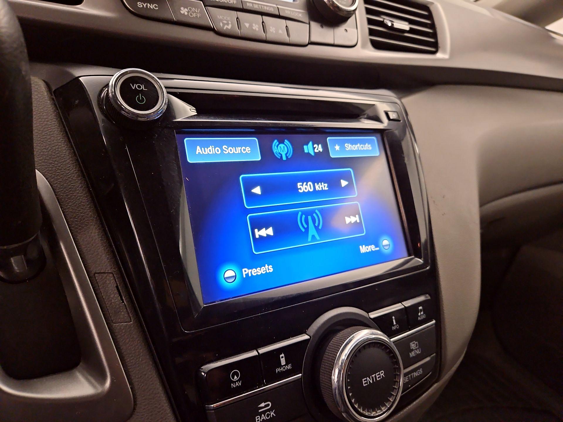 Thumbnail: 2016 Honda Odyssey - 16