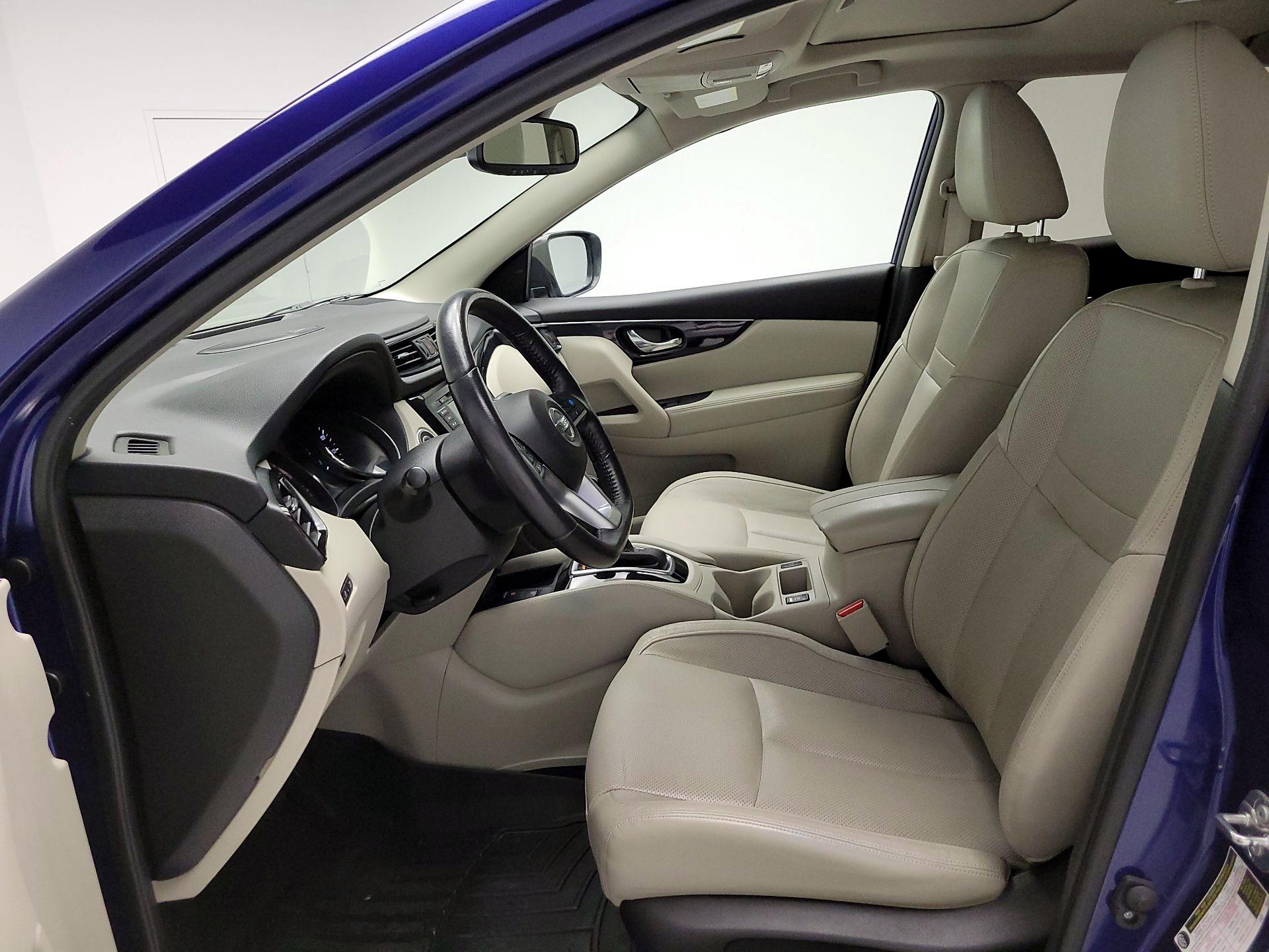 Thumbnail: 2019 Nissan Rogue Sport - 11
