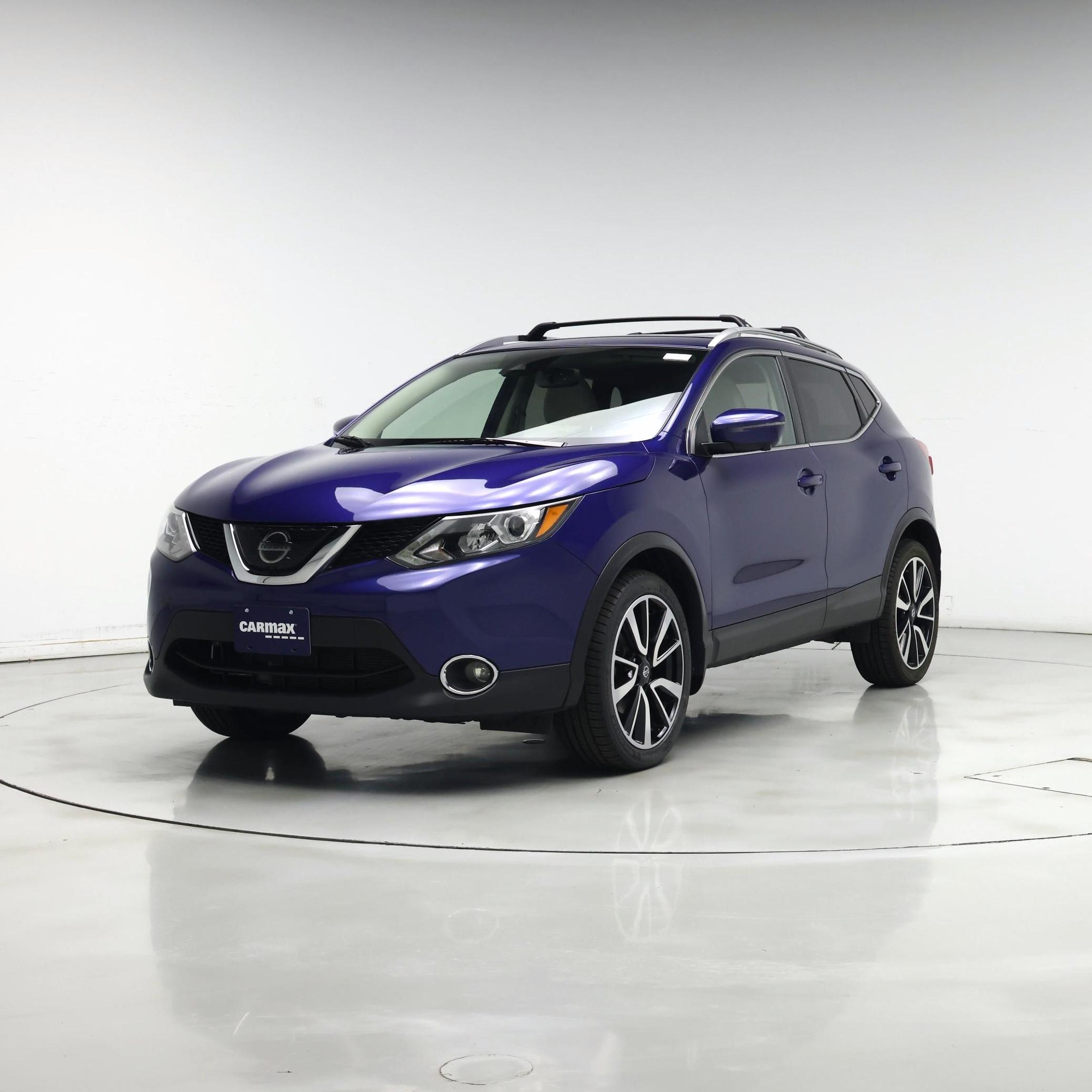 Thumbnail: 2019 Nissan Rogue Sport - 4