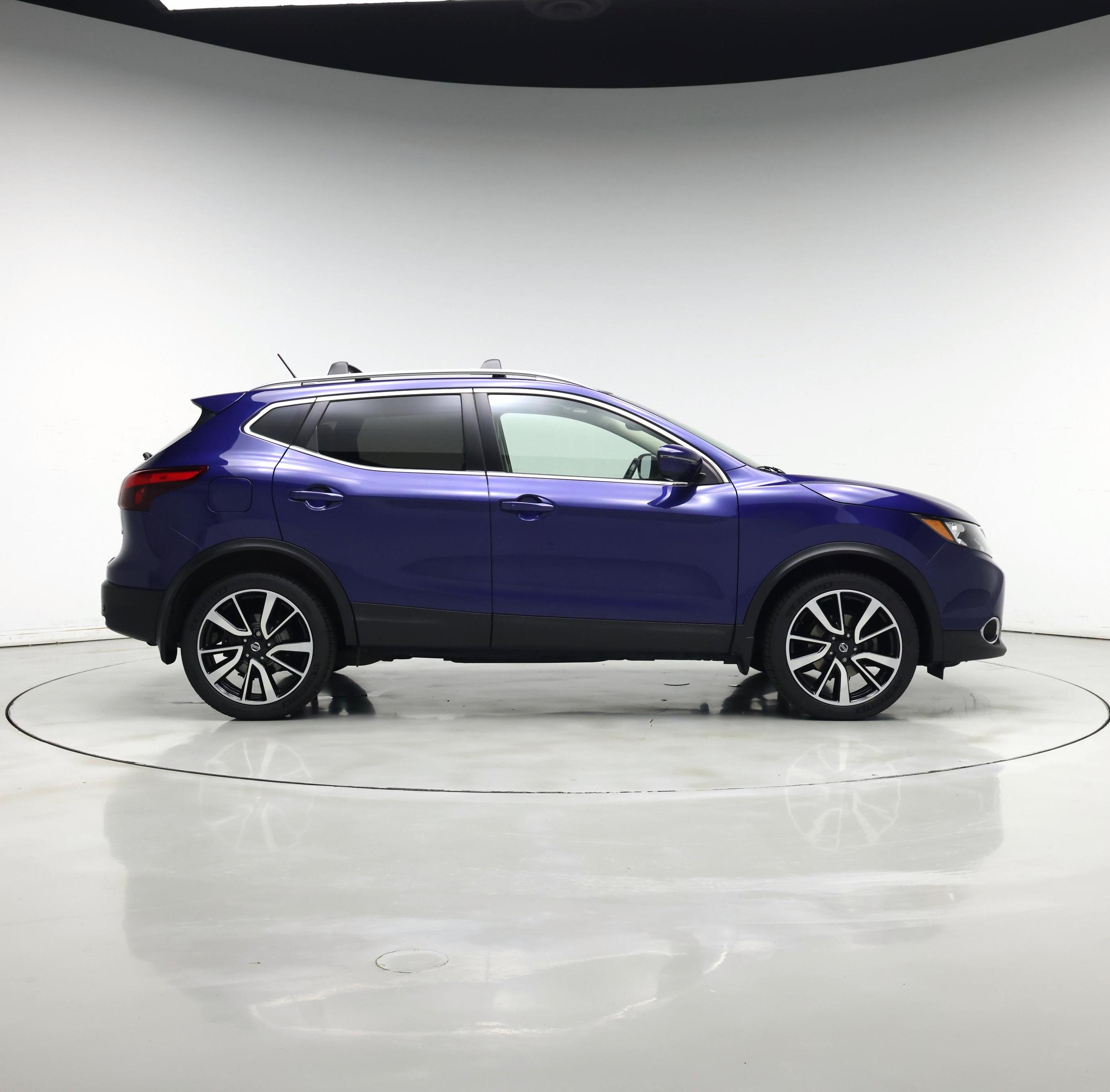 Thumbnail: 2019 Nissan Rogue Sport - 7