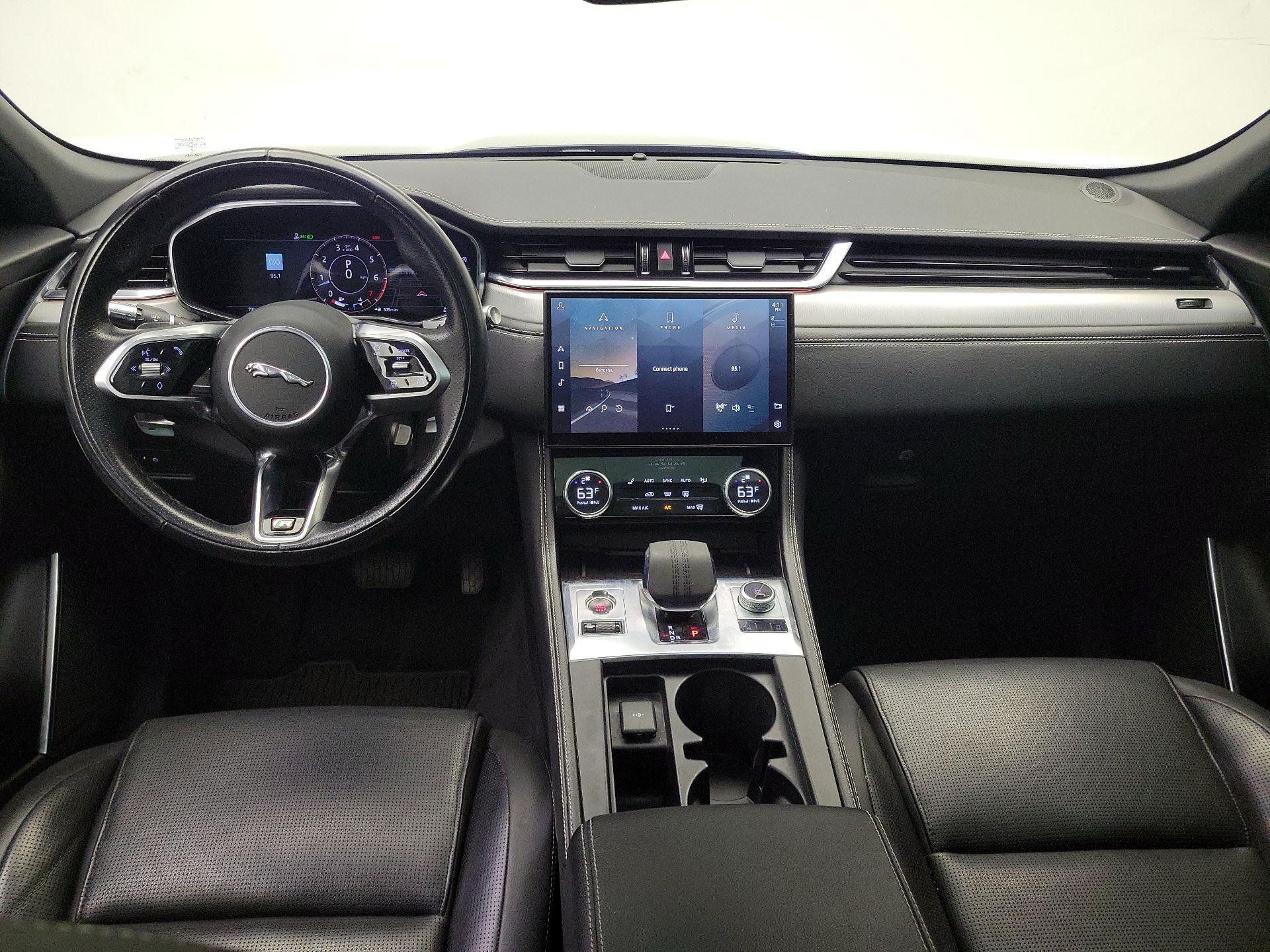 Thumbnail: 2021 Jaguar F-Pace - 9