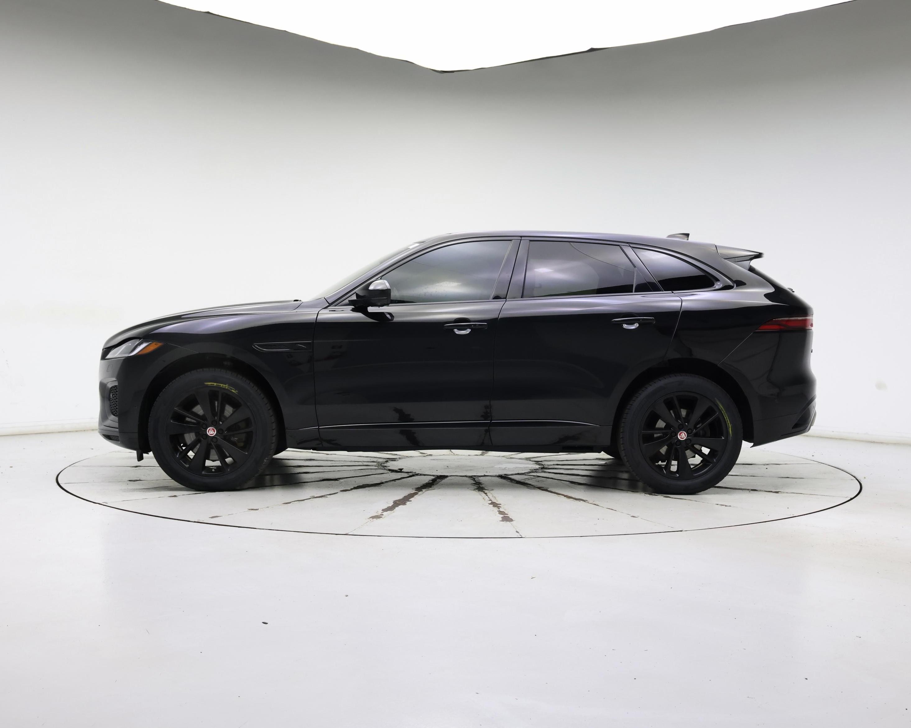 Thumbnail: 2021 Jaguar F-Pace - 3