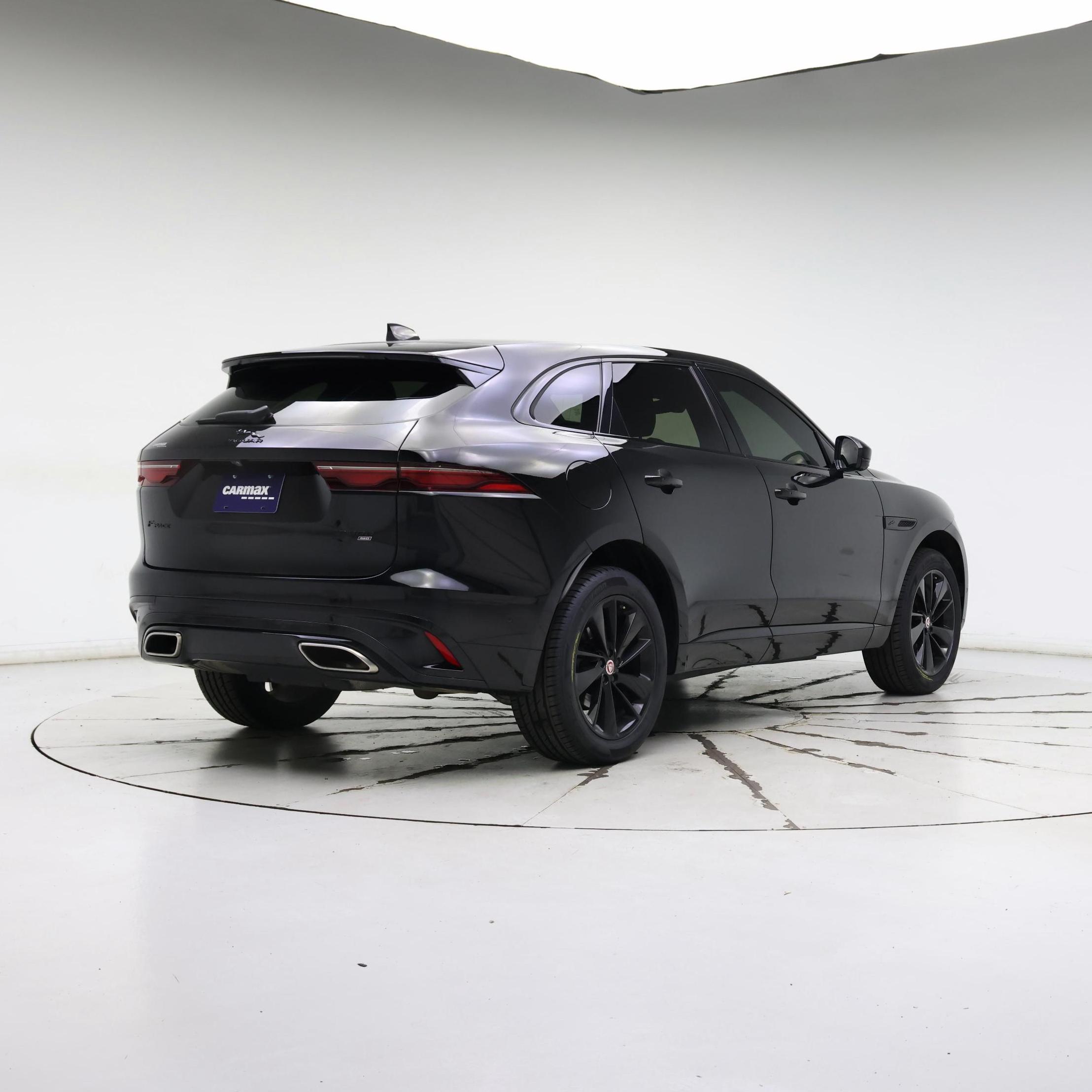 Thumbnail: 2021 Jaguar F-Pace - 8