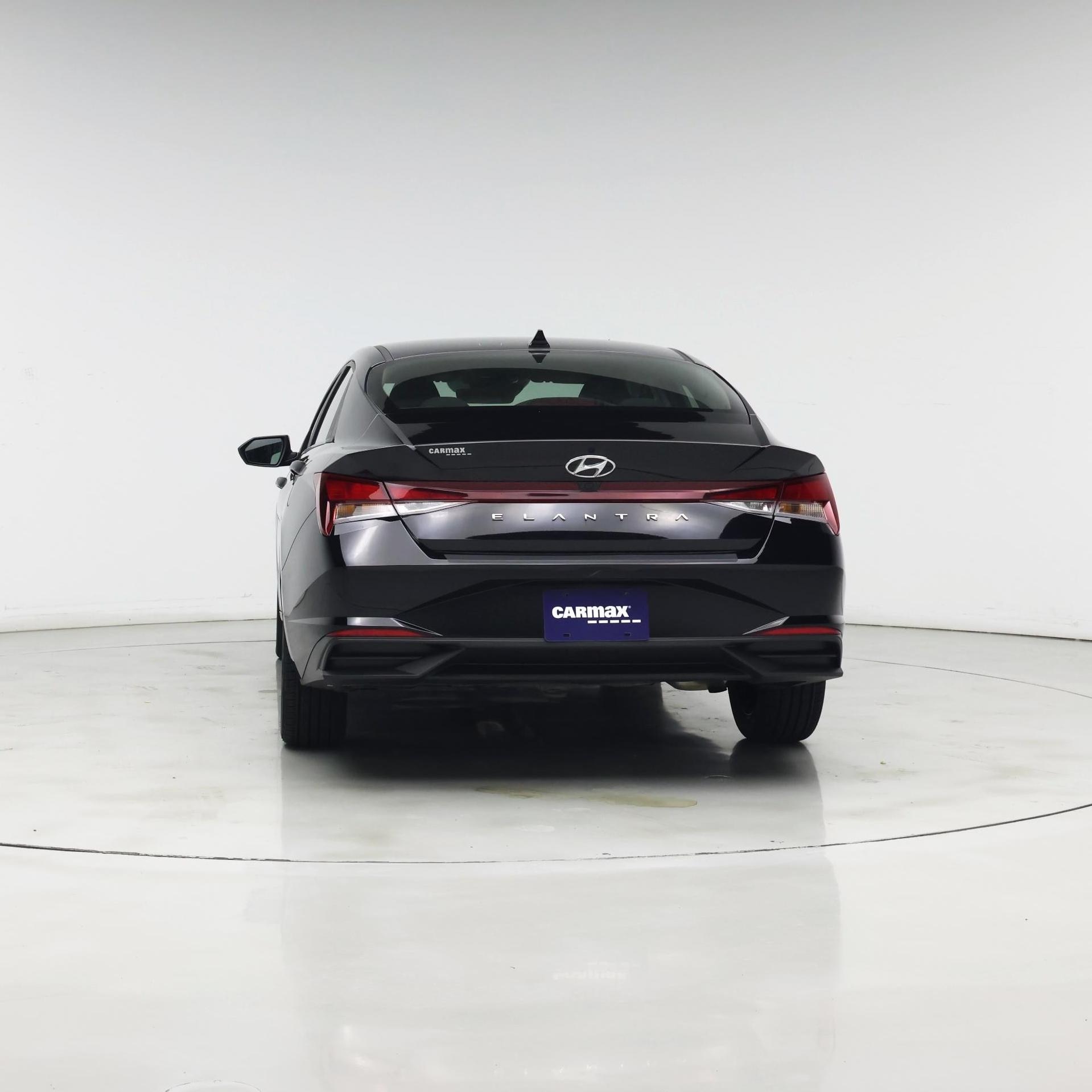 Thumbnail: 2023 Hyundai Elantra - 6
