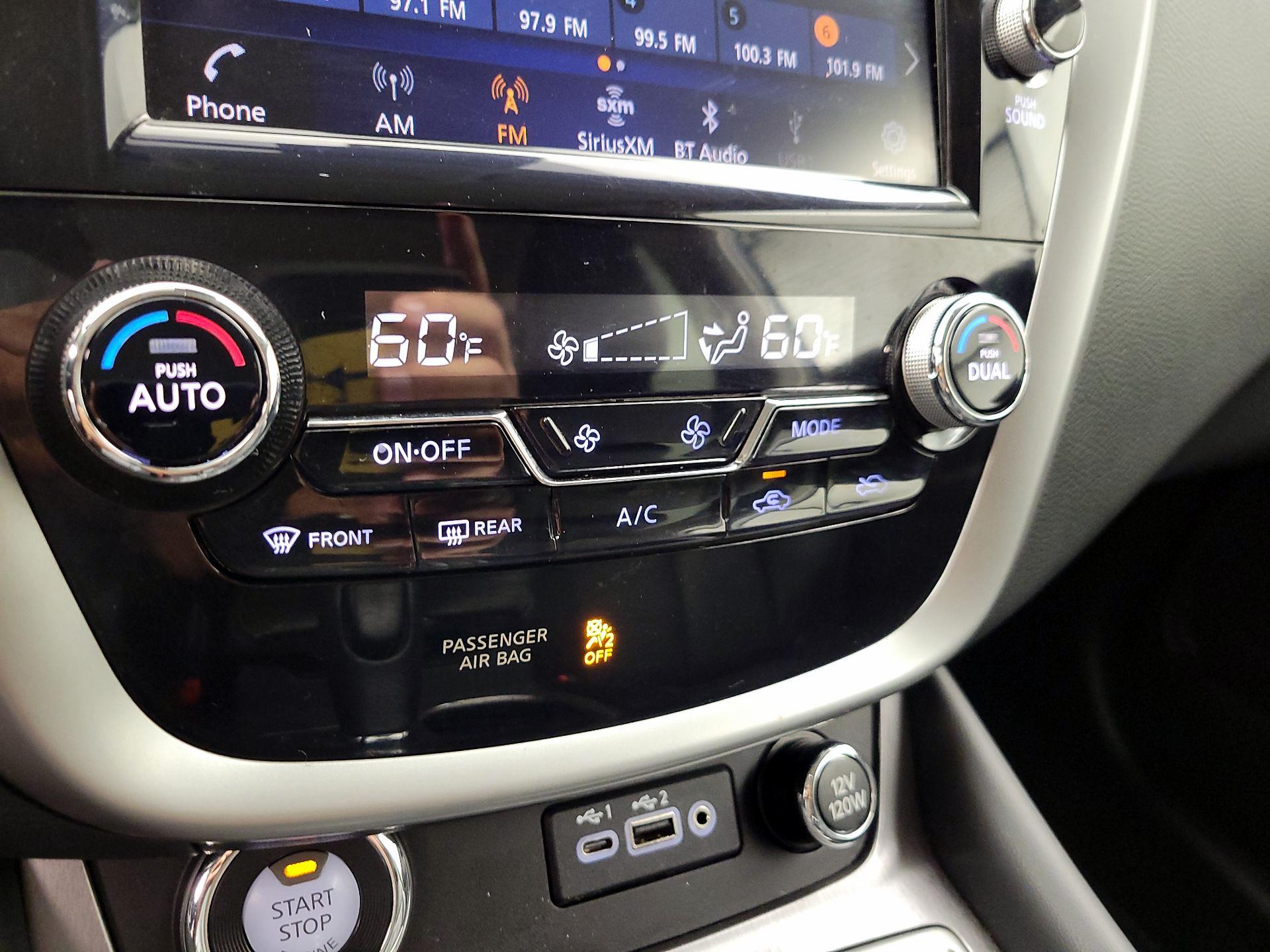 Thumbnail: 2020 Nissan Murano - 17