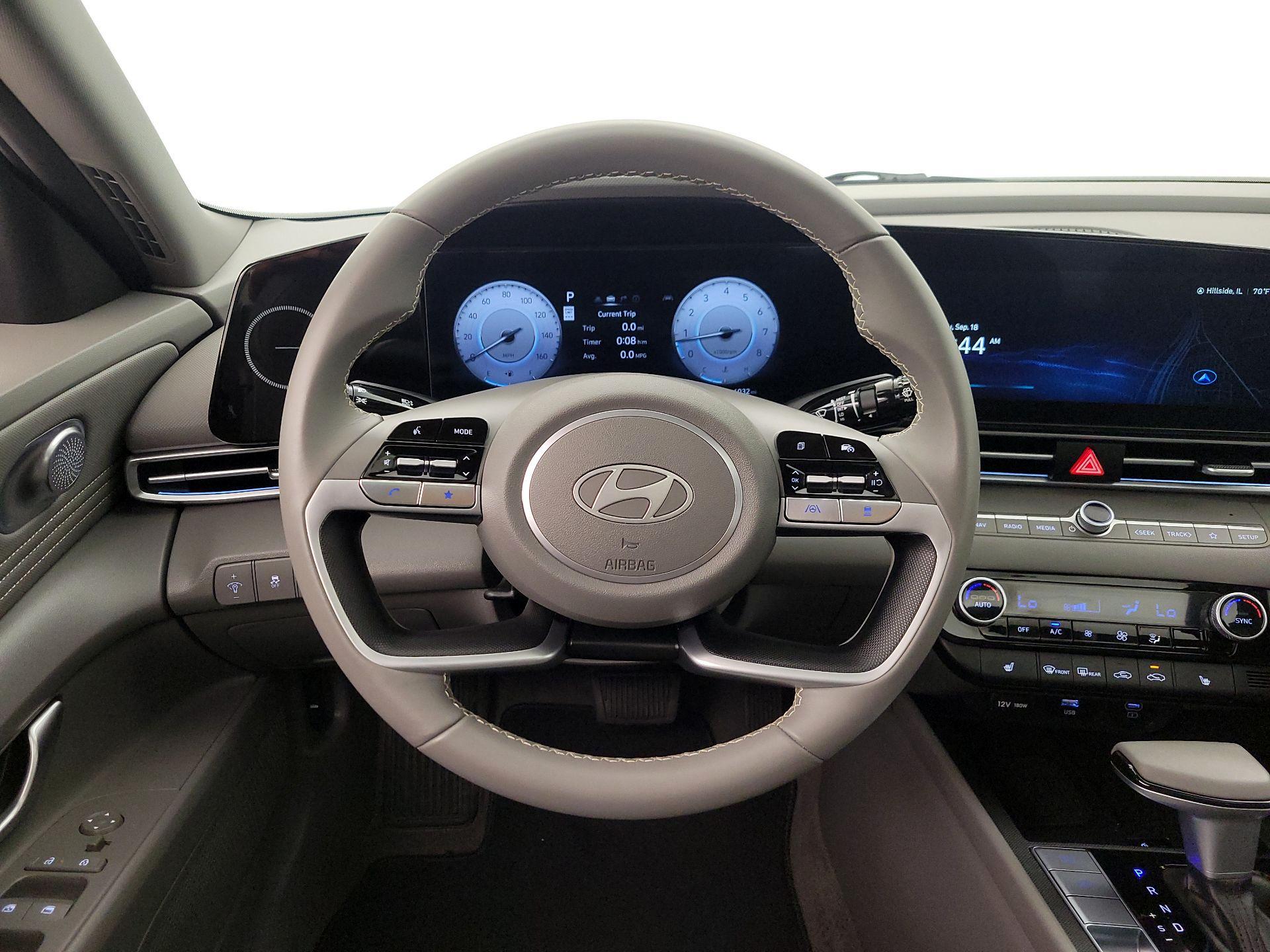 Thumbnail: 2024 Hyundai Elantra - 10