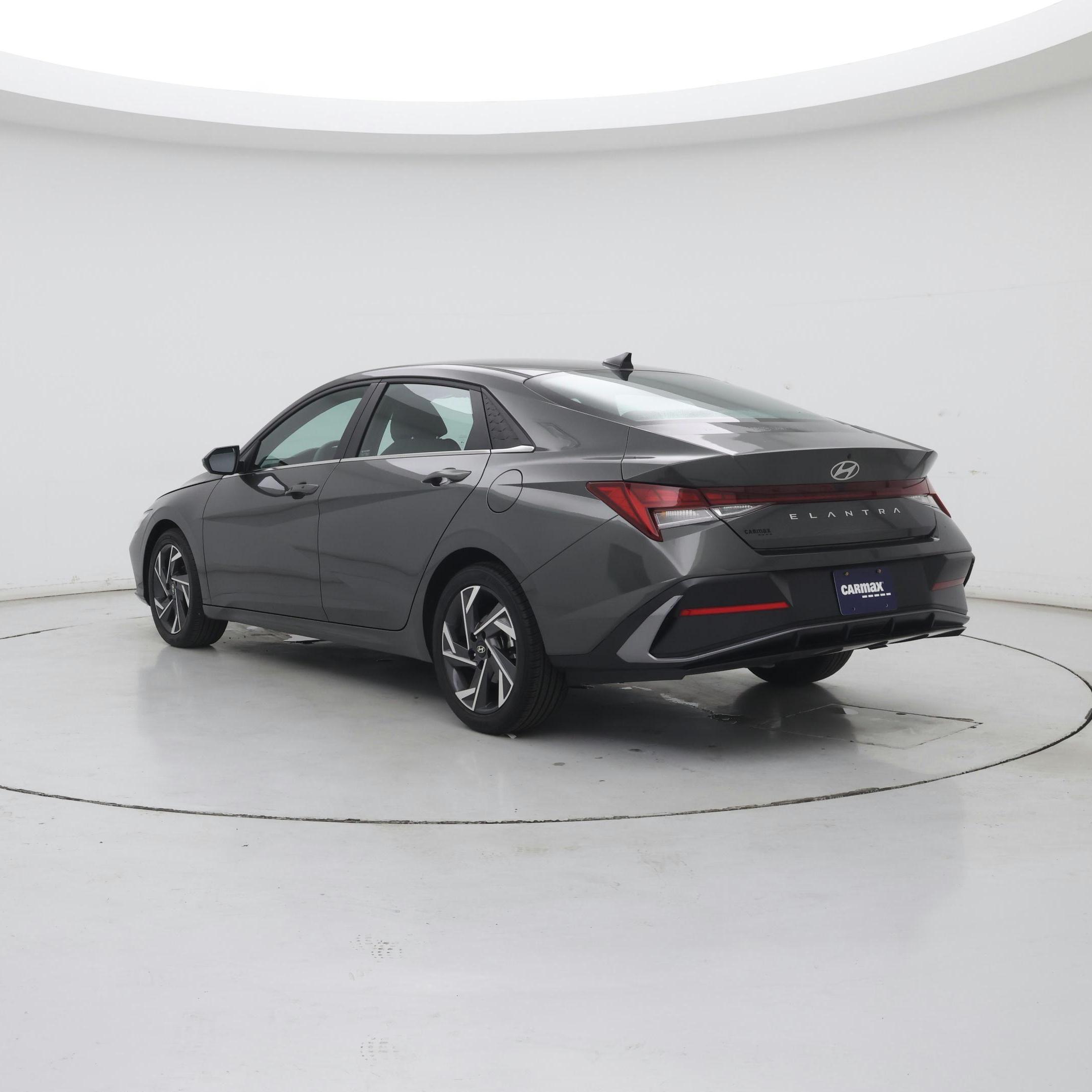 Thumbnail: 2024 Hyundai Elantra - 2