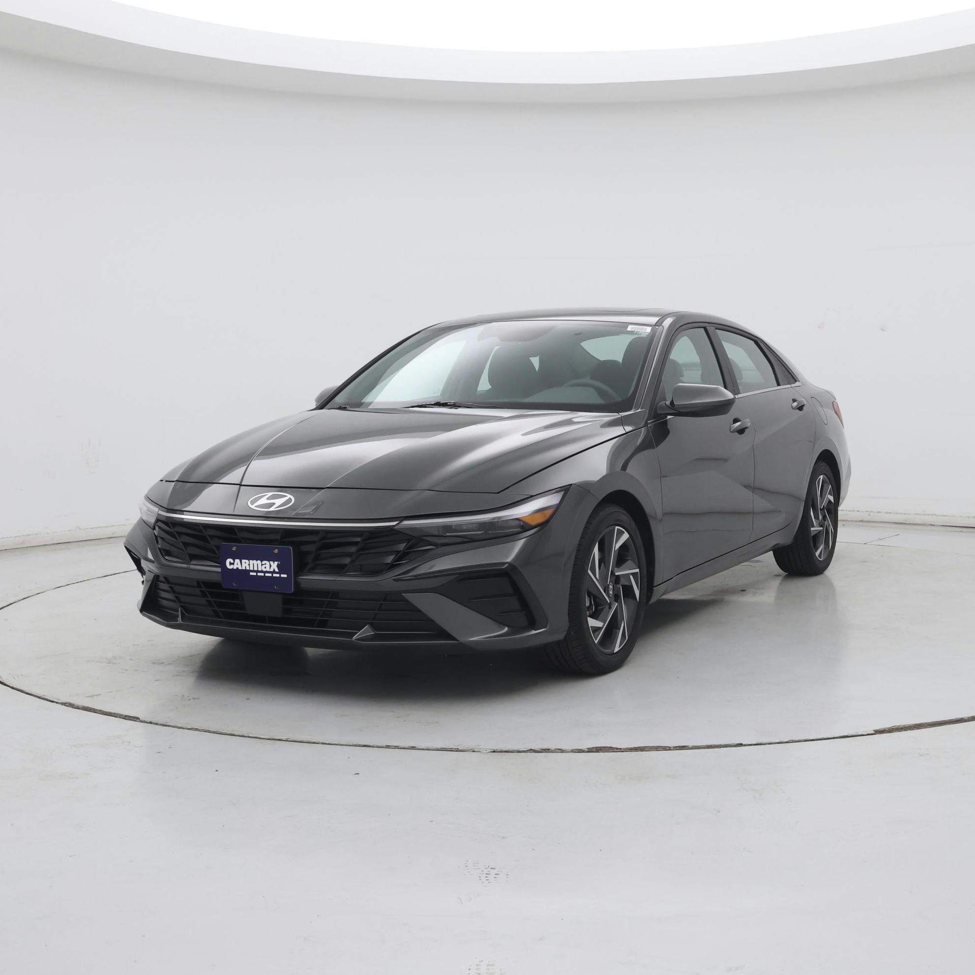 Thumbnail: 2024 Hyundai Elantra - 4