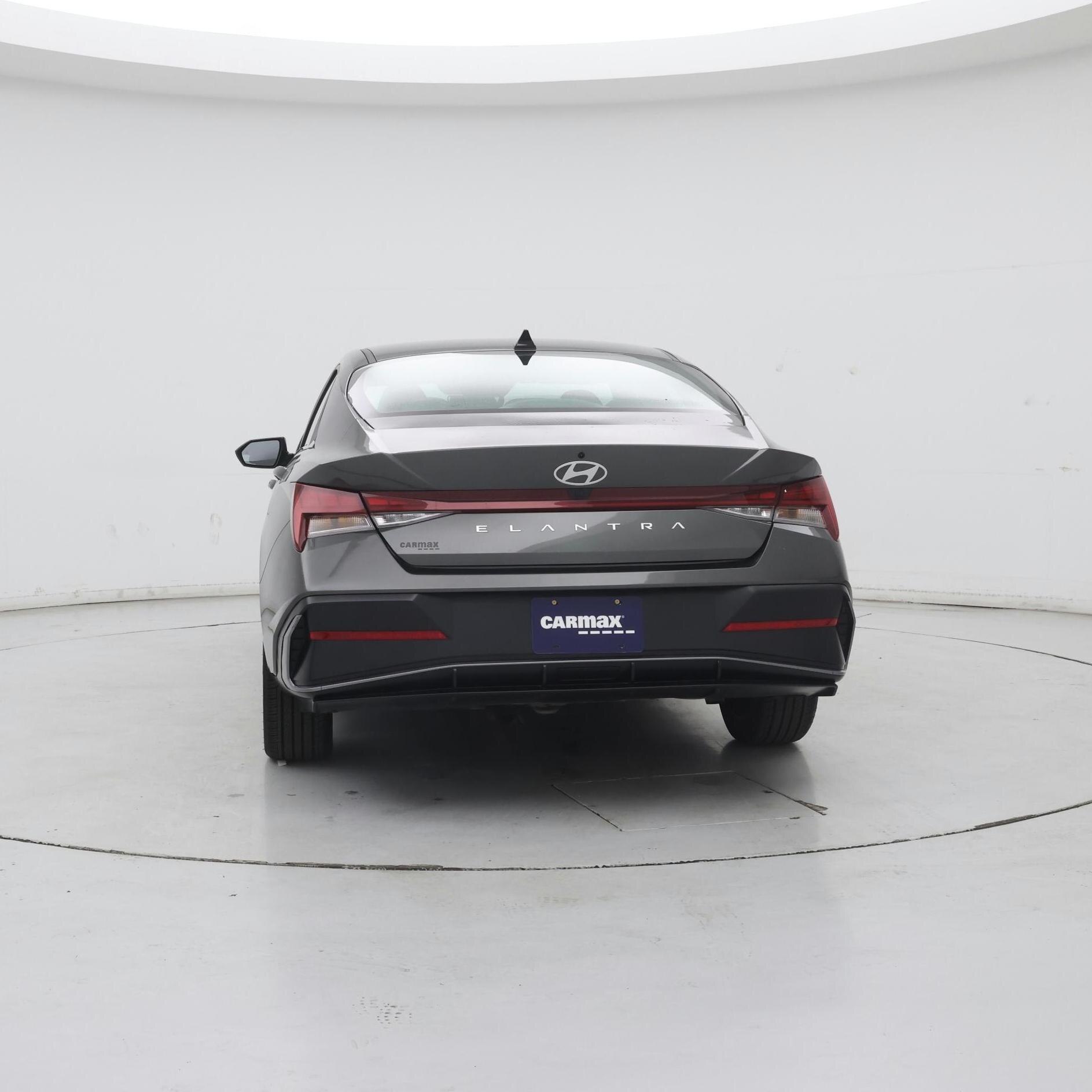 Thumbnail: 2024 Hyundai Elantra - 6