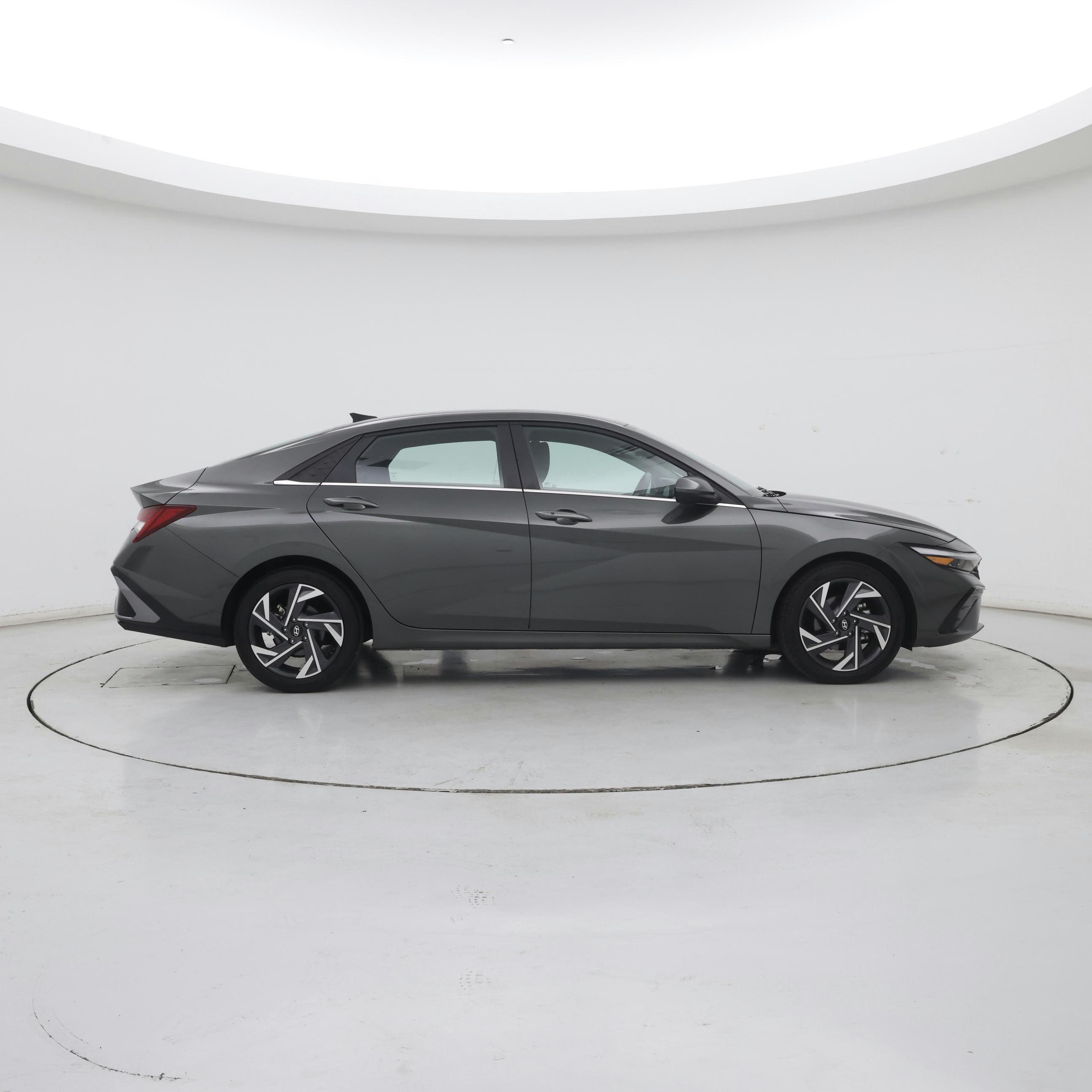 Thumbnail: 2024 Hyundai Elantra - 7