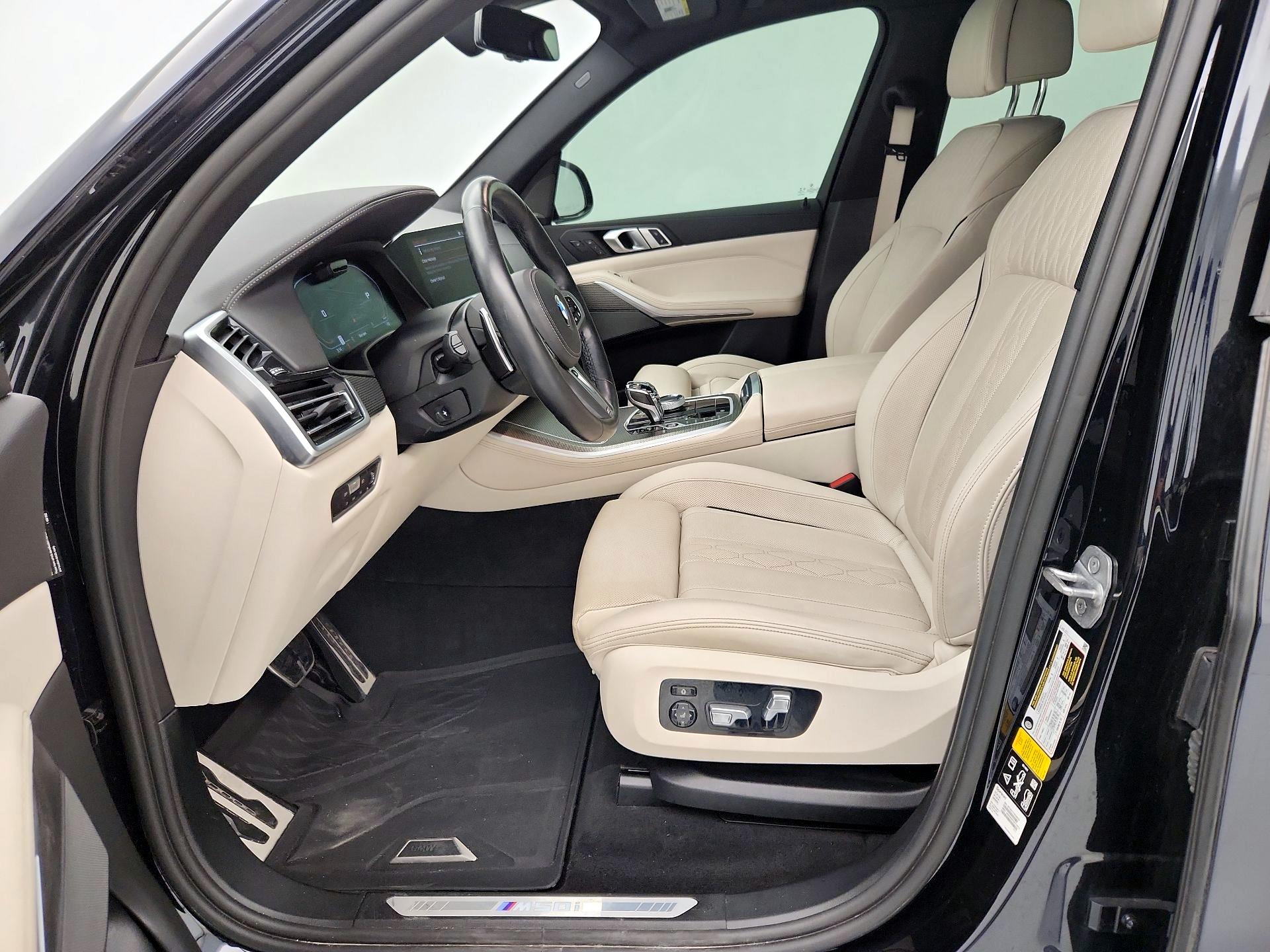 Thumbnail: 2022 BMW X5 - 11