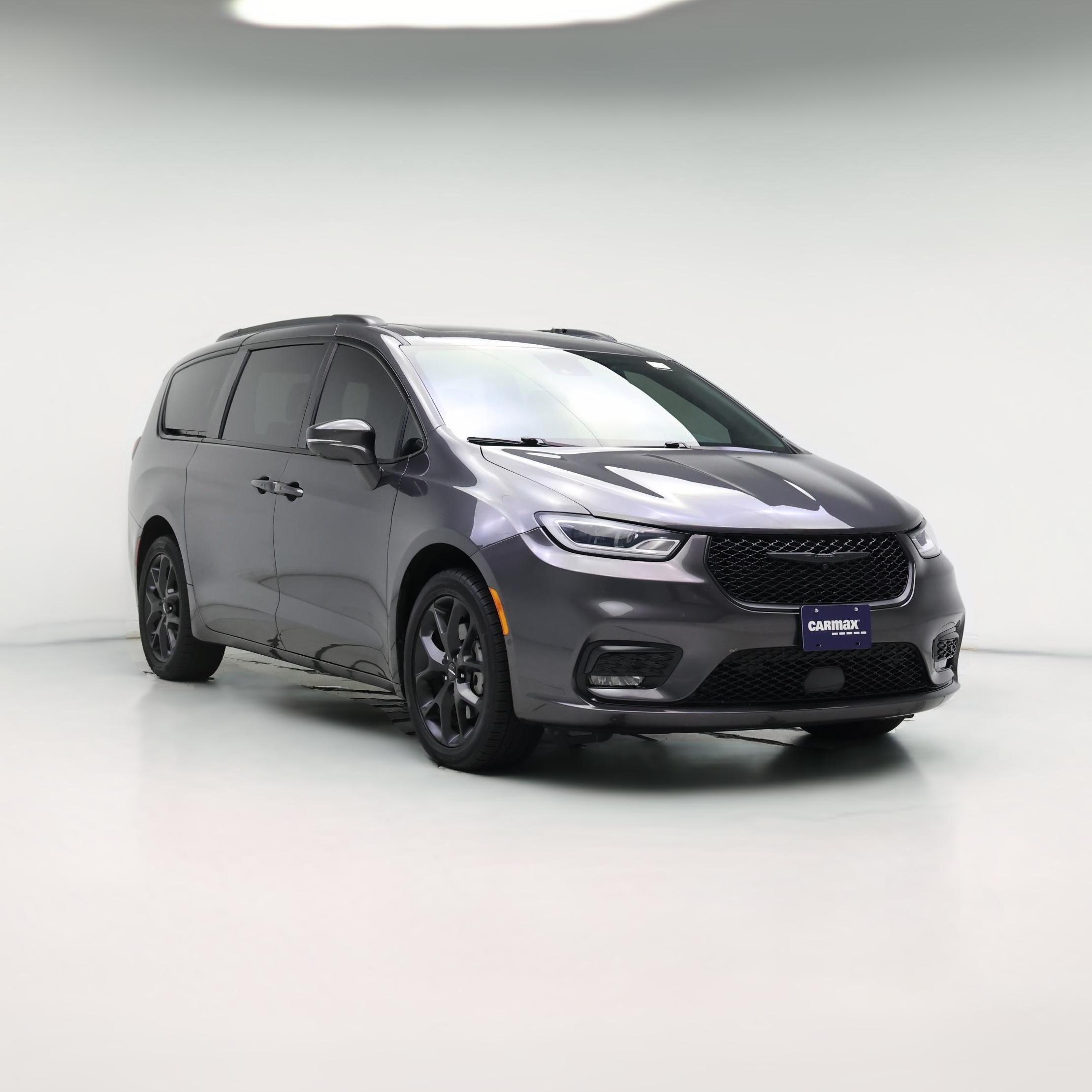 Thumbnail: 2022 Chrysler Pacifica - 1
