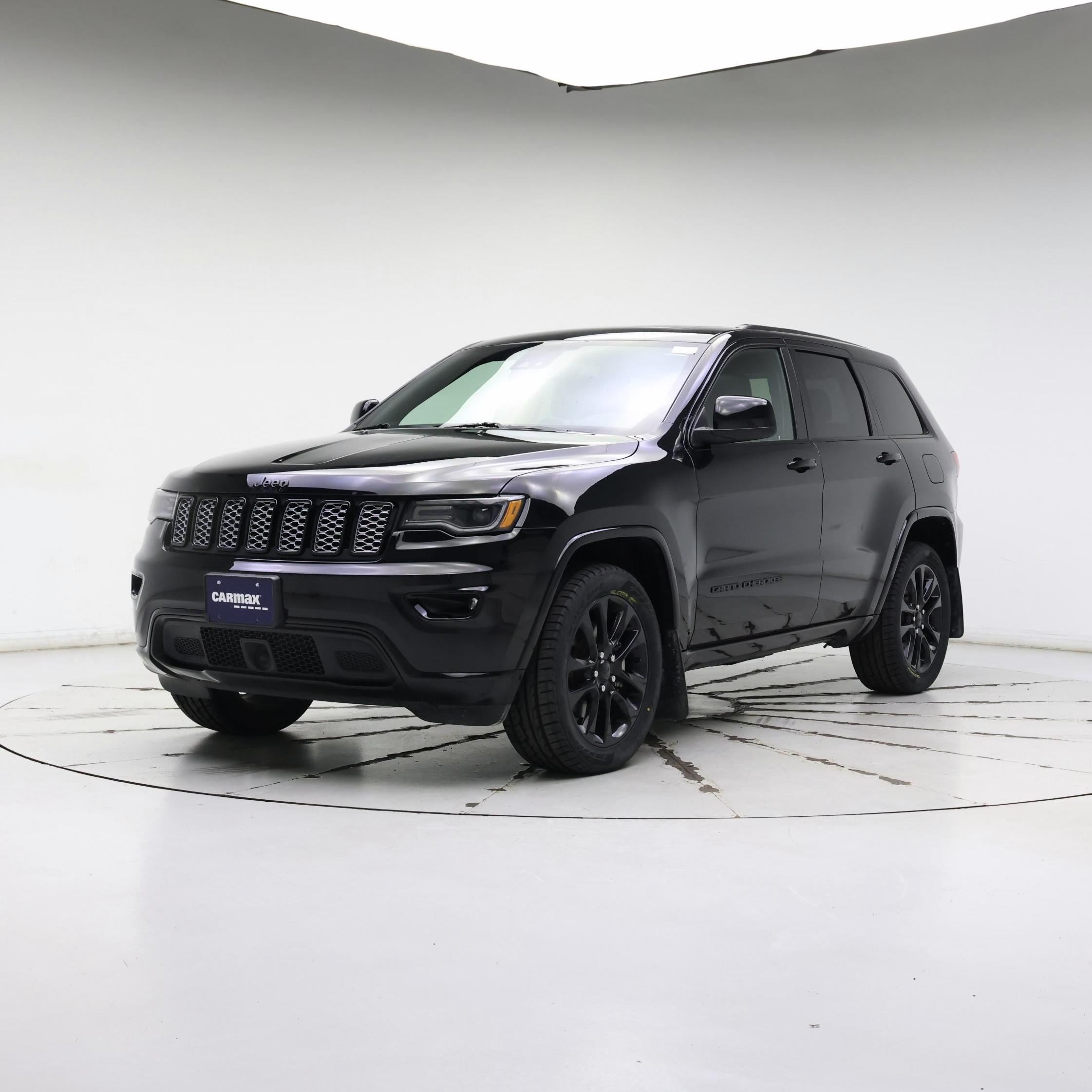 Thumbnail: 2021 Jeep Grand Cherokee - 4