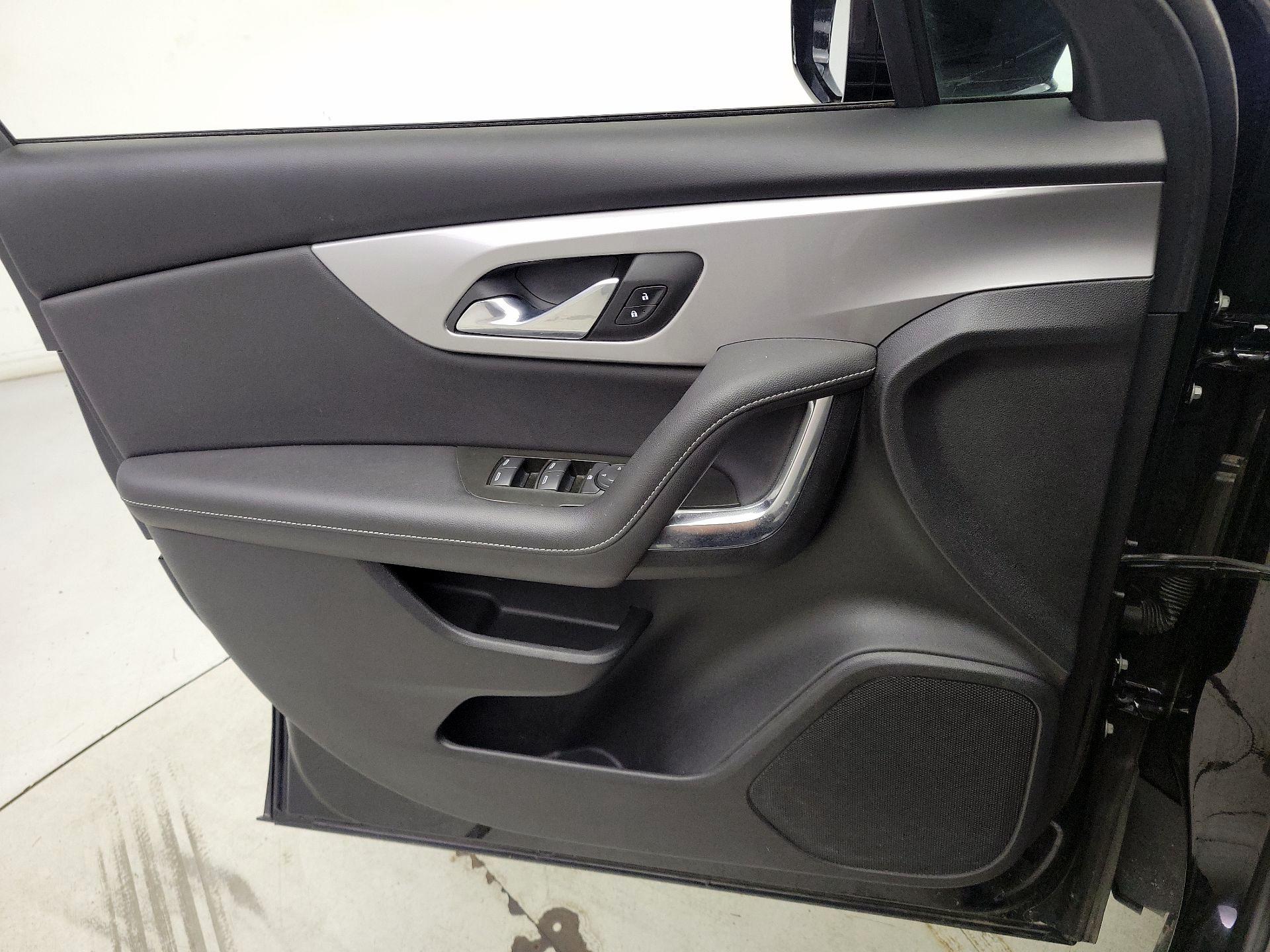 Thumbnail: 2023 Chevrolet Blazer - 12