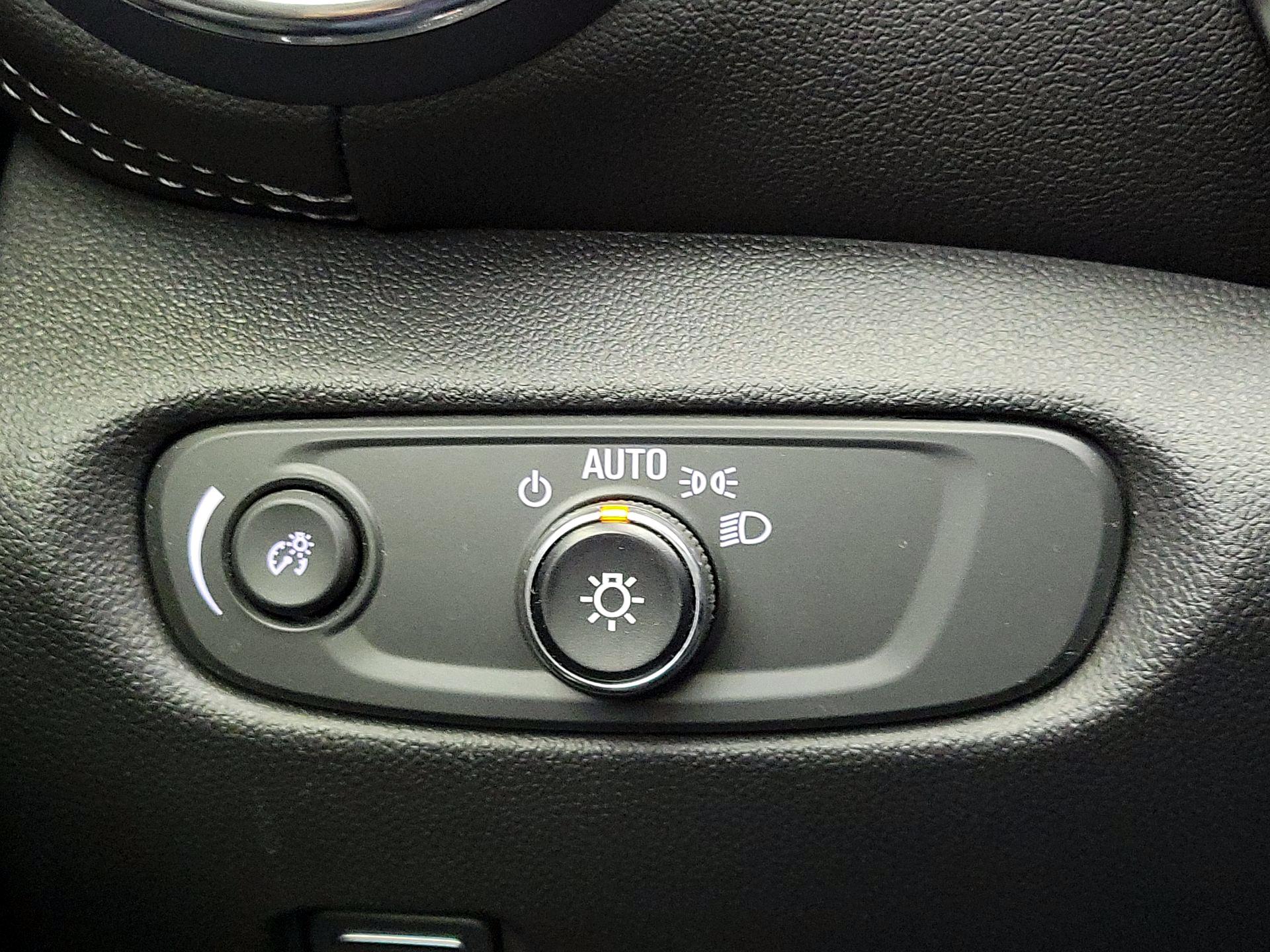 Thumbnail: 2023 Chevrolet Blazer - 13