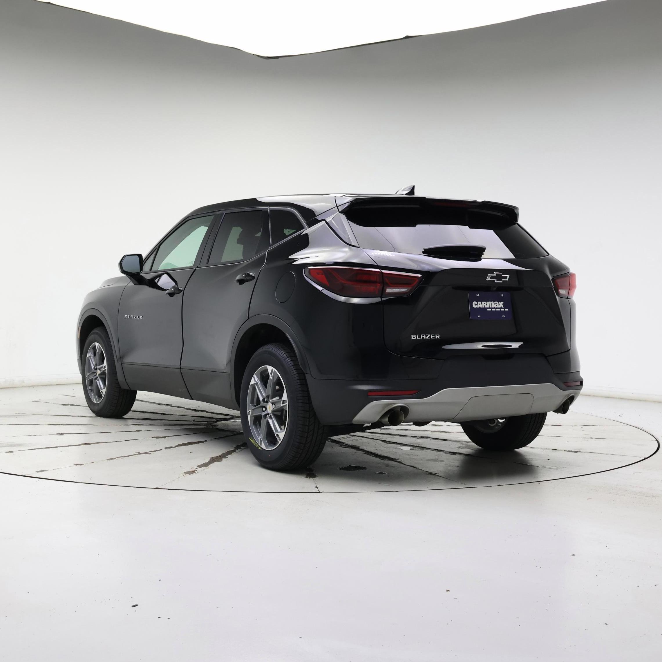 Thumbnail: 2023 Chevrolet Blazer - 2