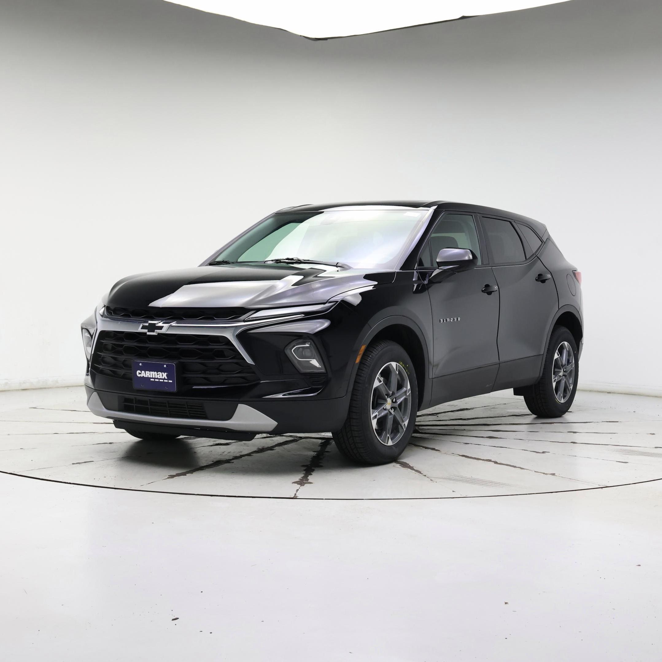 Thumbnail: 2023 Chevrolet Blazer - 4