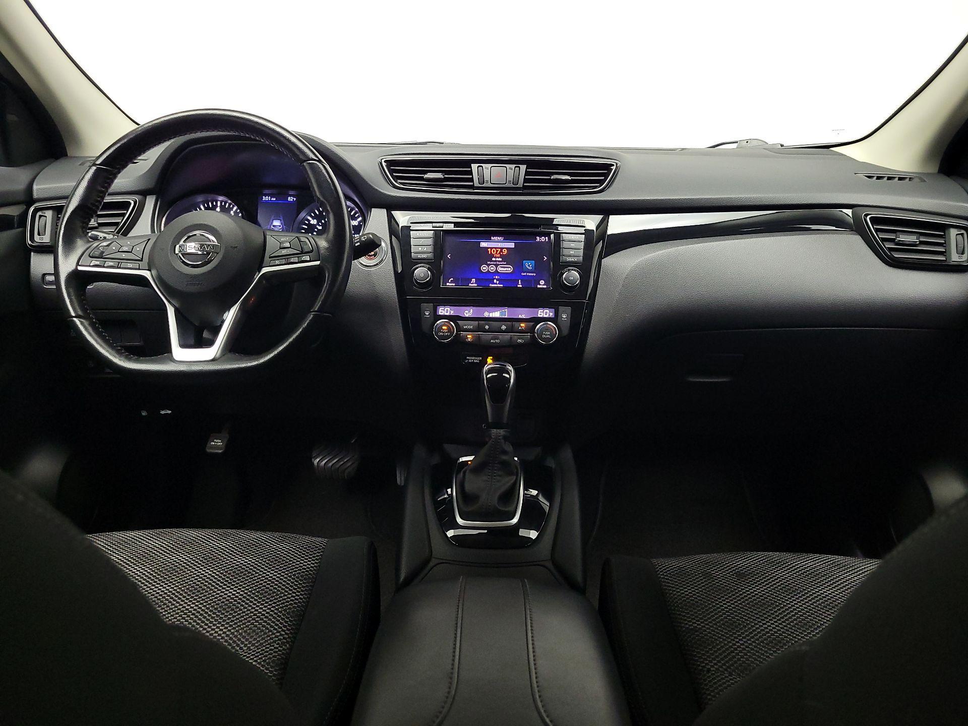 Thumbnail: 2020 Nissan Rogue Sport - 9