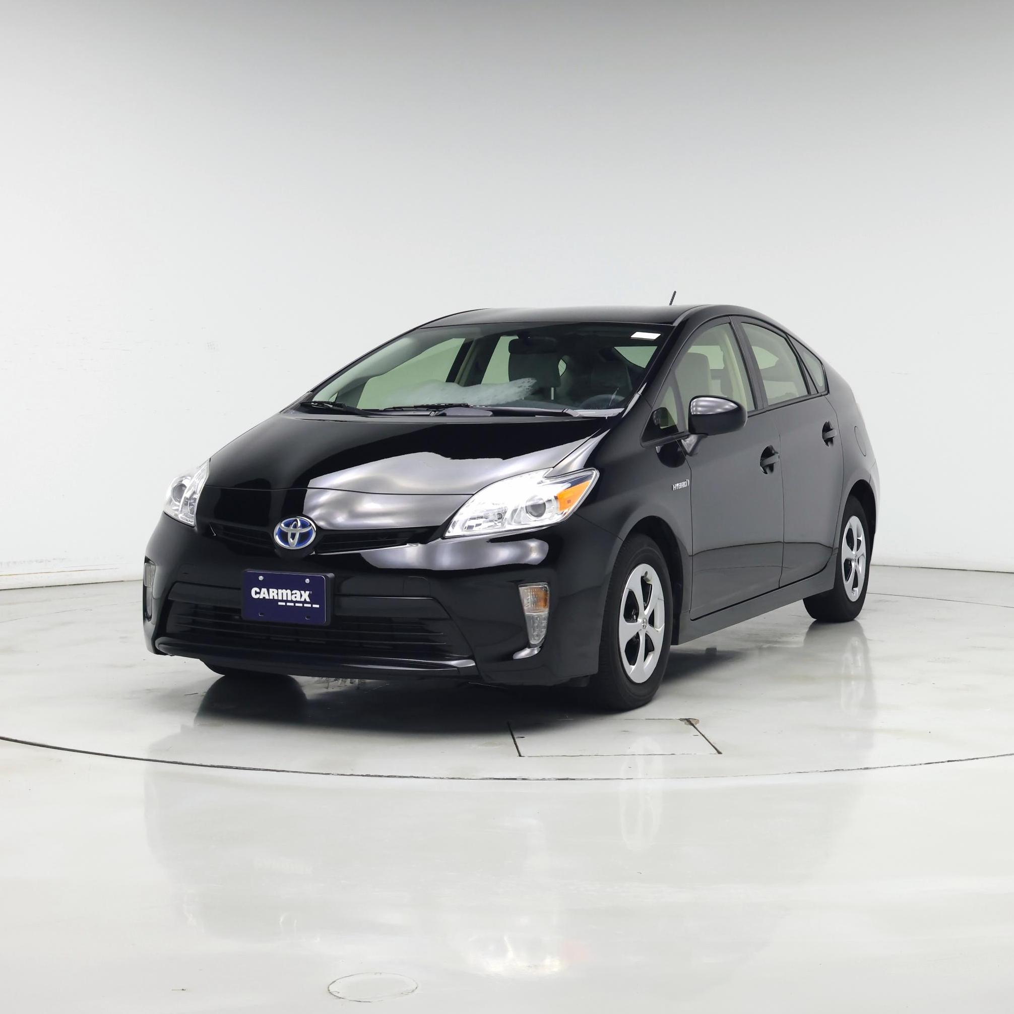Thumbnail: 2015 Toyota Prius - 4