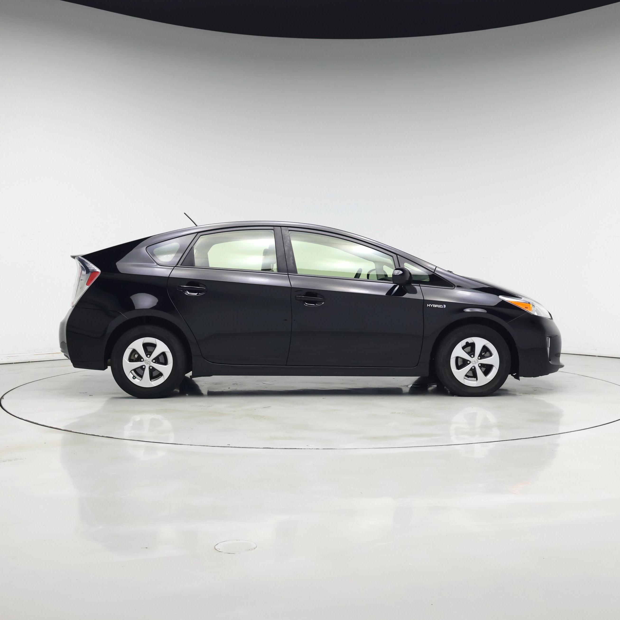 Thumbnail: 2015 Toyota Prius - 7