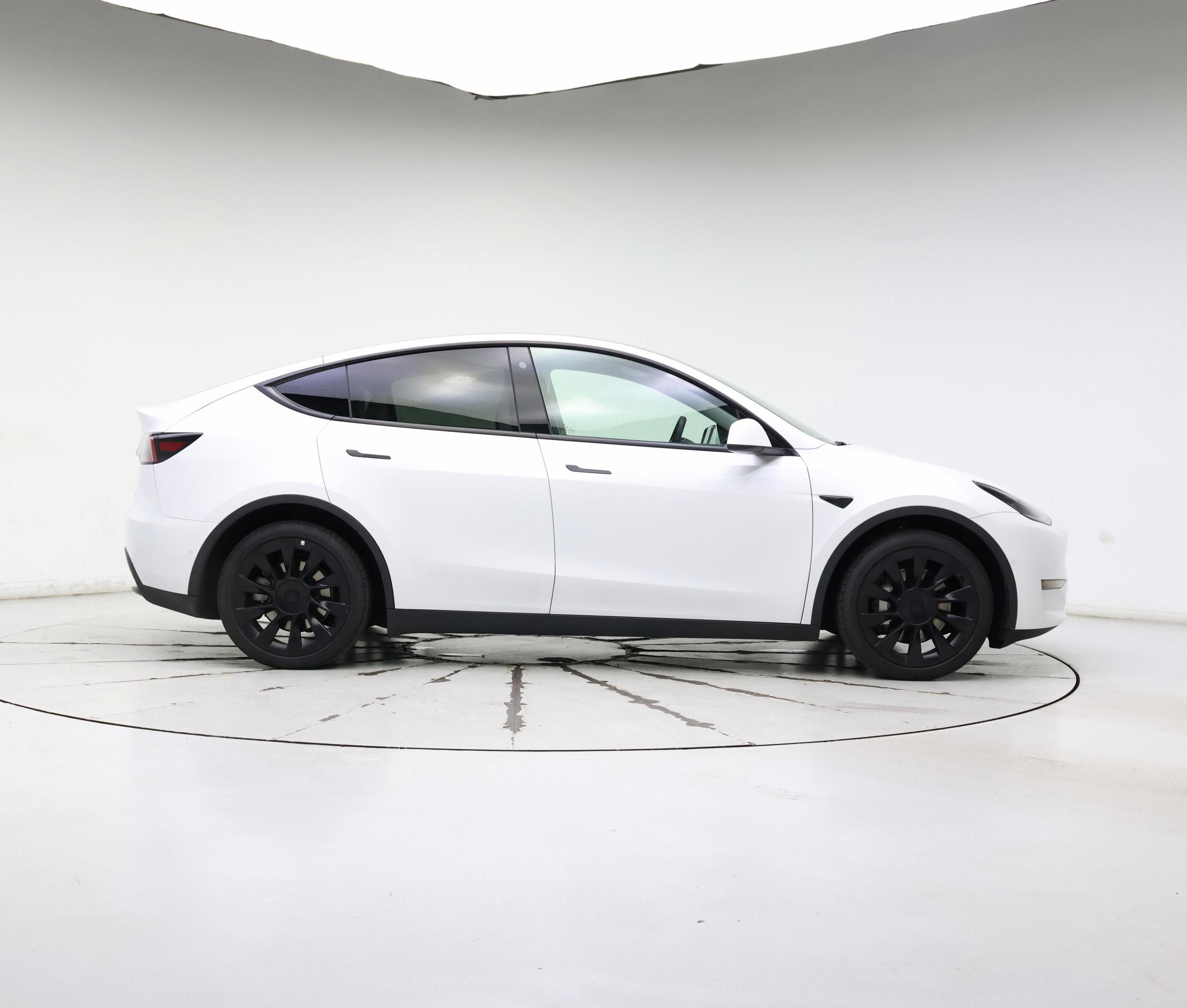 Thumbnail: 2022 Tesla Model Y - 7