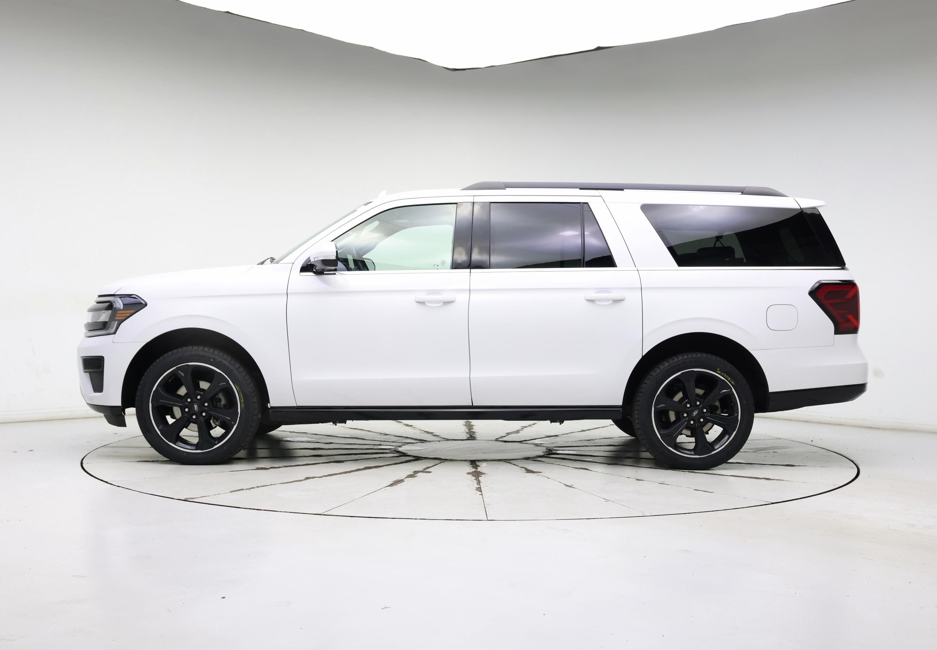 Thumbnail: 2022 Ford Expedition MAX - 3