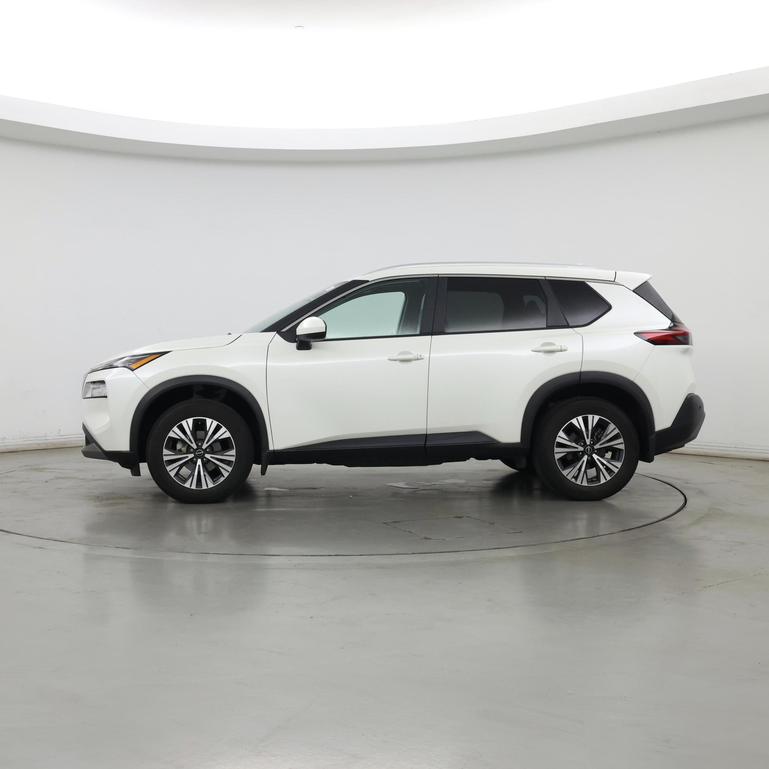 Thumbnail: 2023 Nissan Rogue - 3