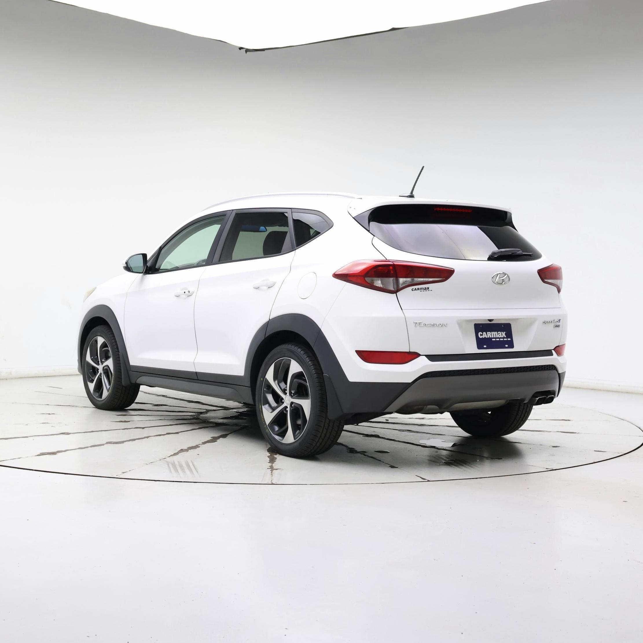 Thumbnail: 2016 Hyundai Tucson - 2