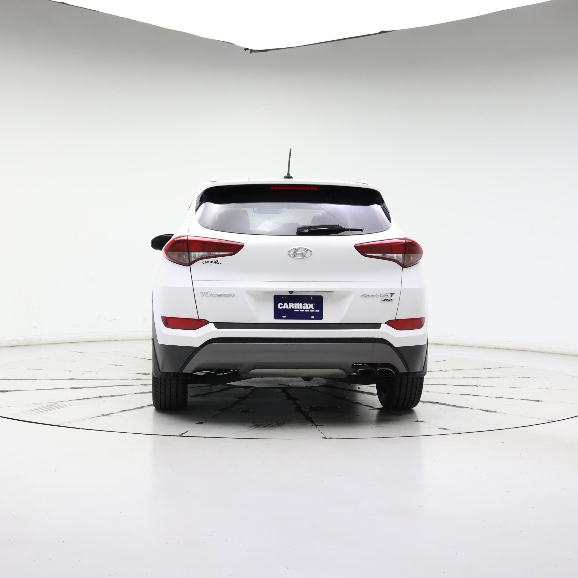 Thumbnail: 2016 Hyundai Tucson - 6