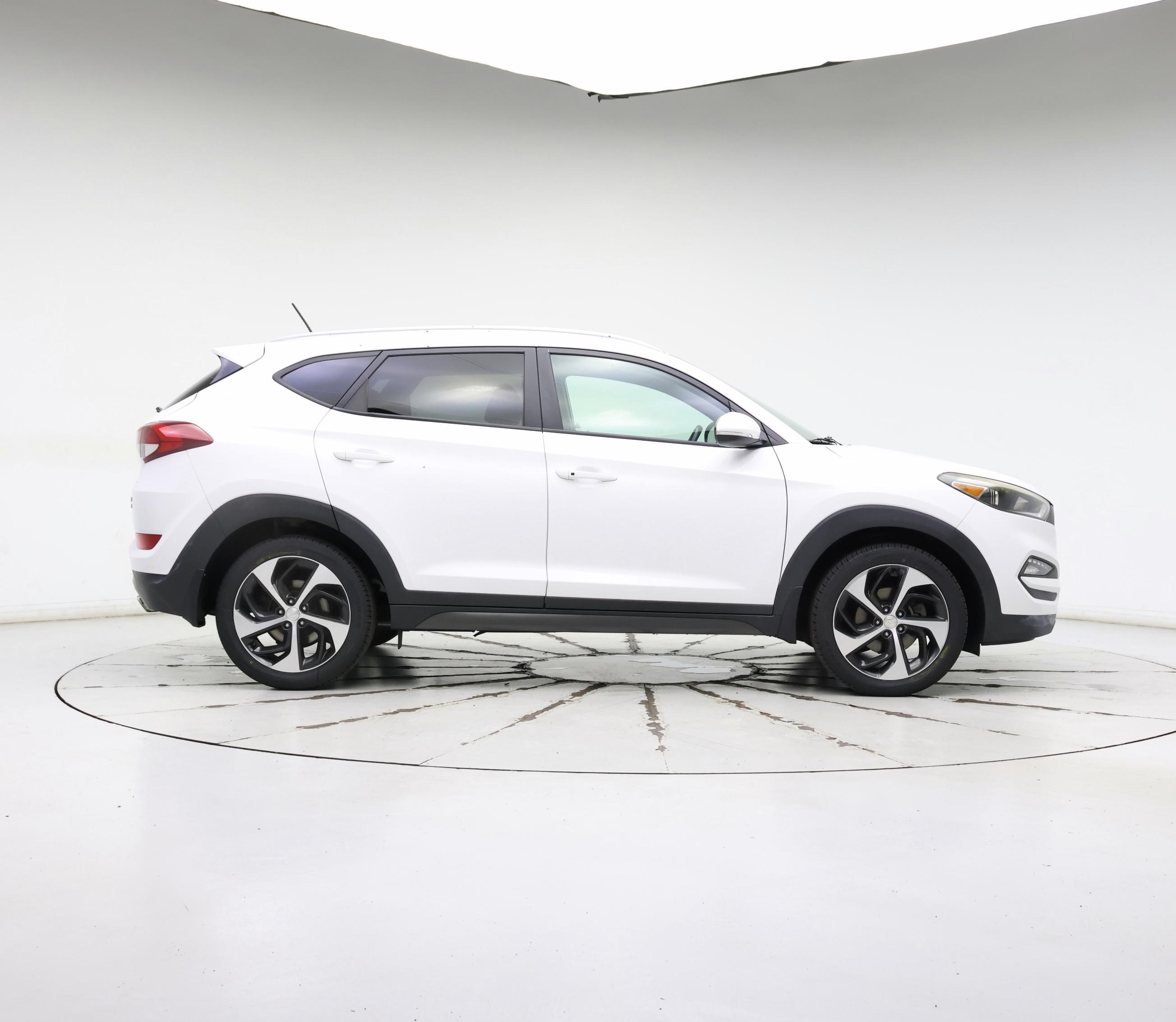 Thumbnail: 2016 Hyundai Tucson - 7