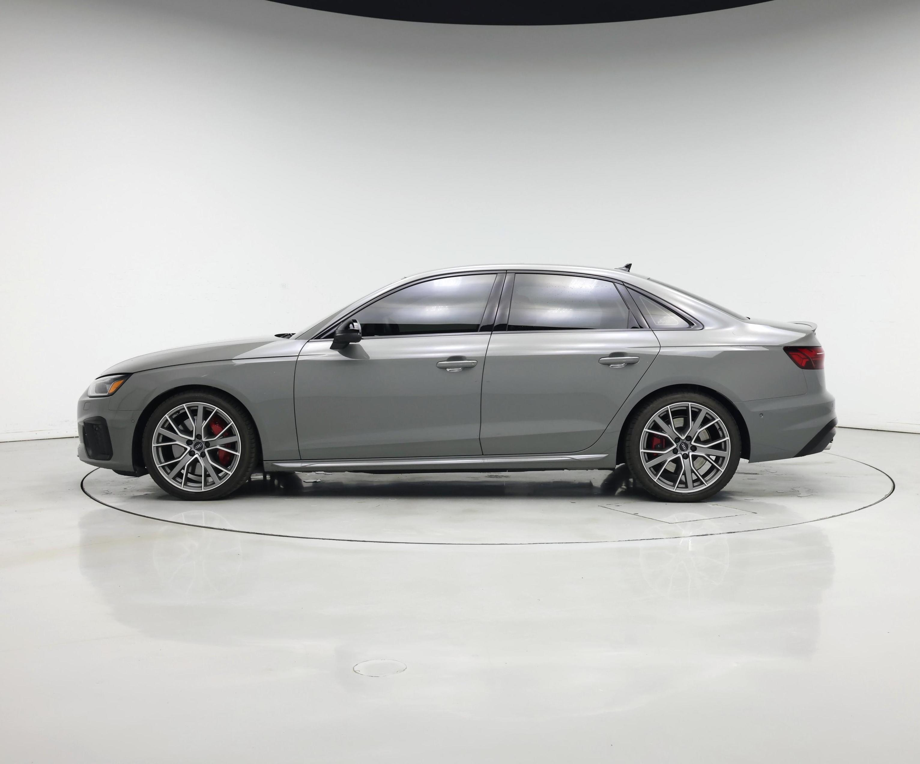 Thumbnail: 2021 Audi S4 - 3