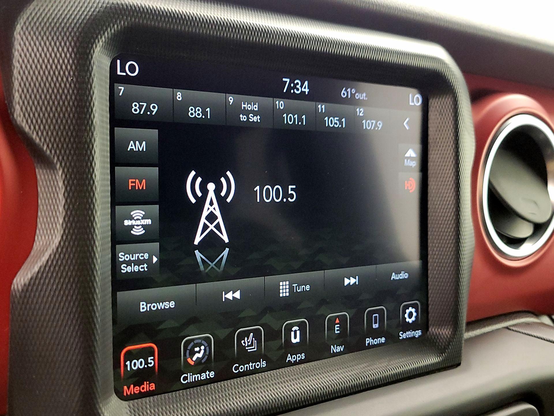 Thumbnail: 2021 Jeep Wrangler - 16