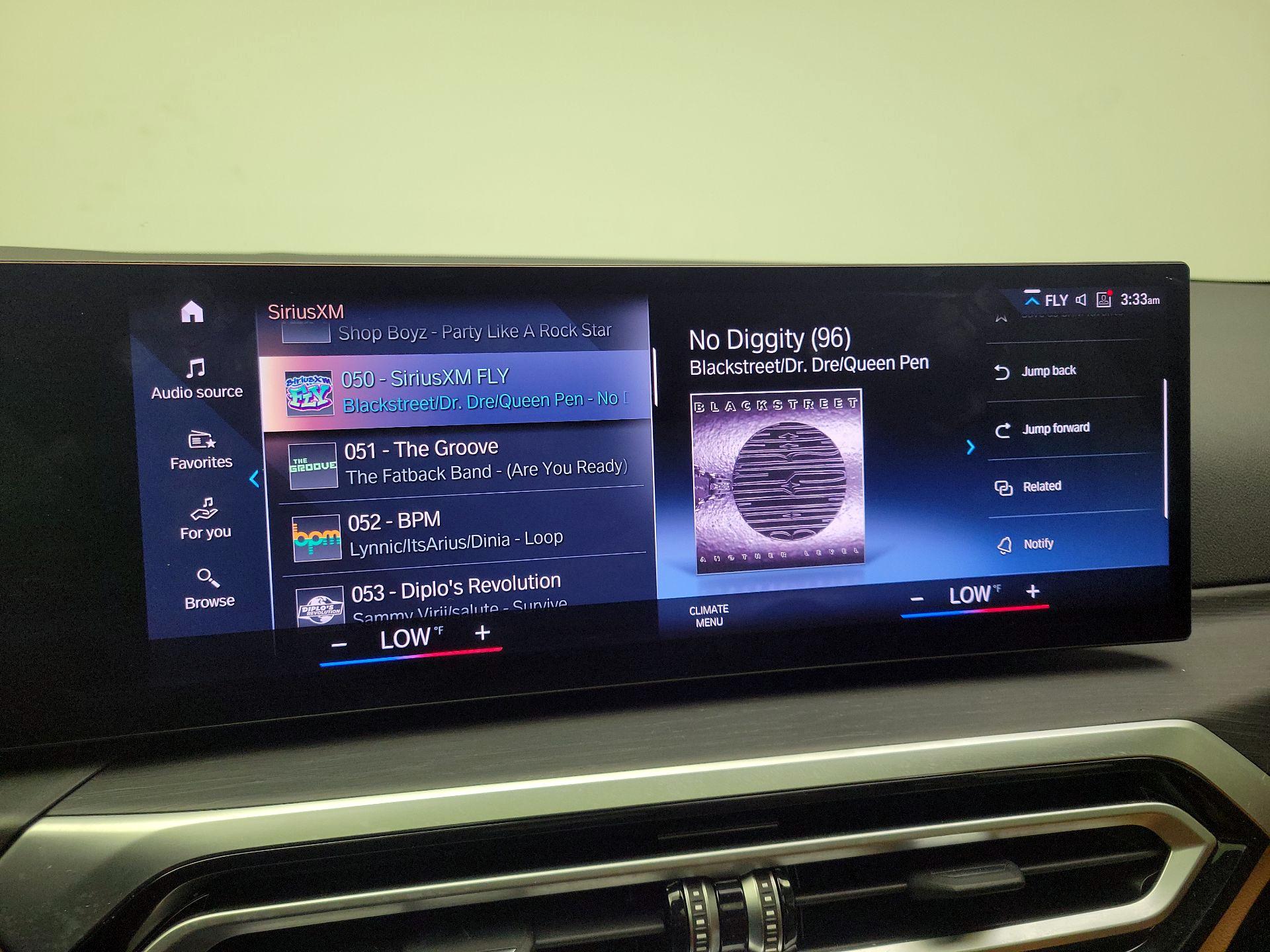 Thumbnail: 2024 BMW 3 Series - 16