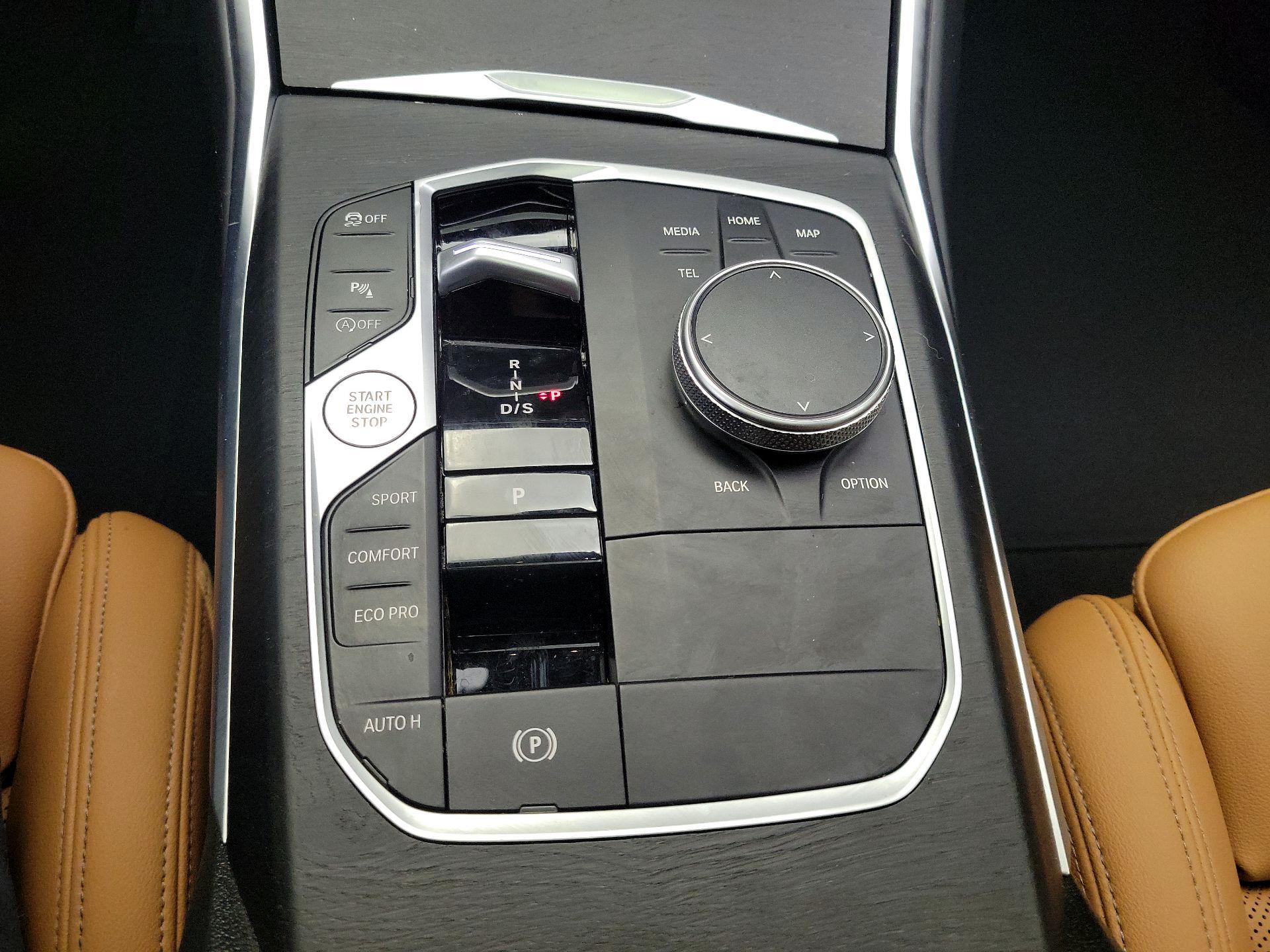 Thumbnail: 2024 BMW 3 Series - 18