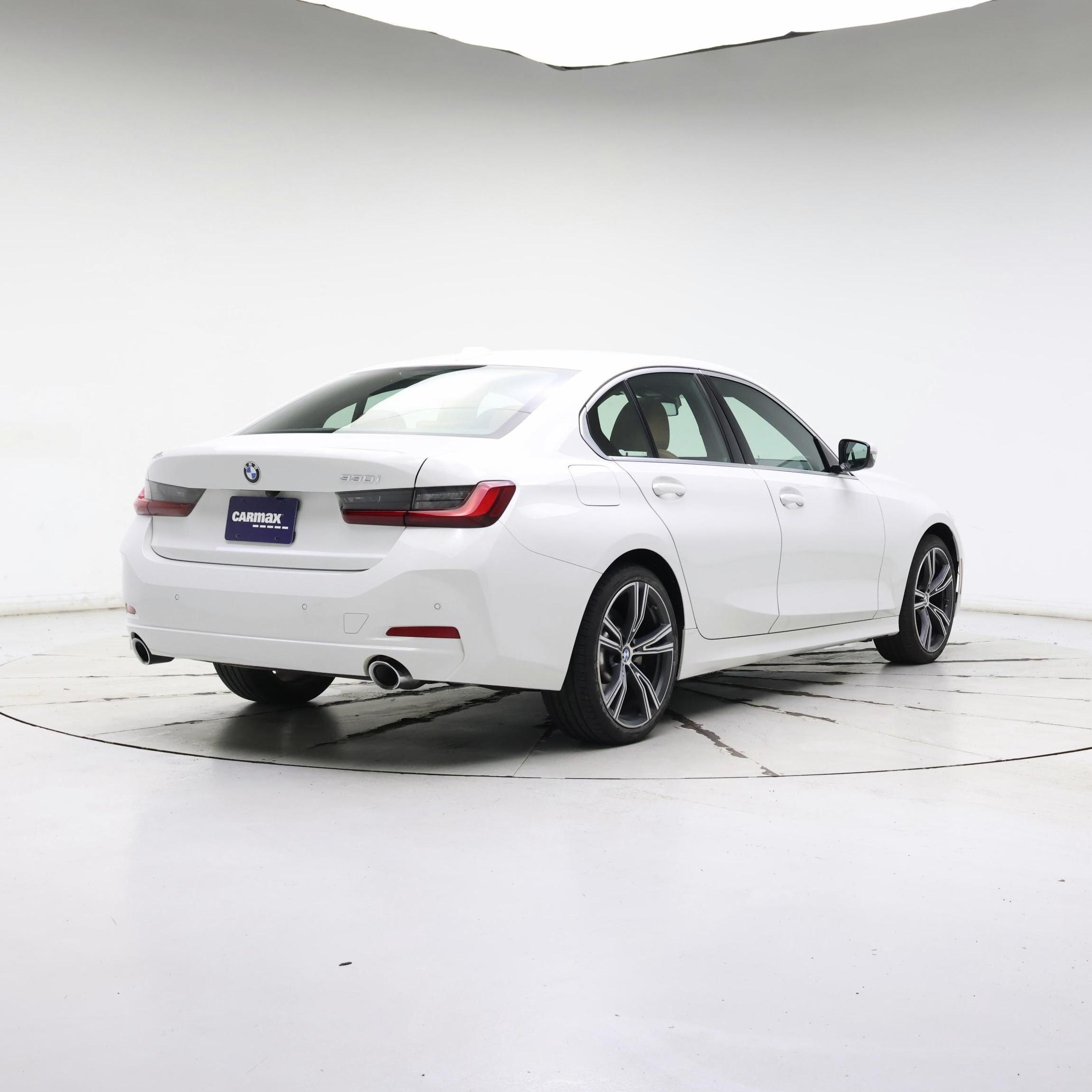 Thumbnail: 2024 BMW 3 Series - 8