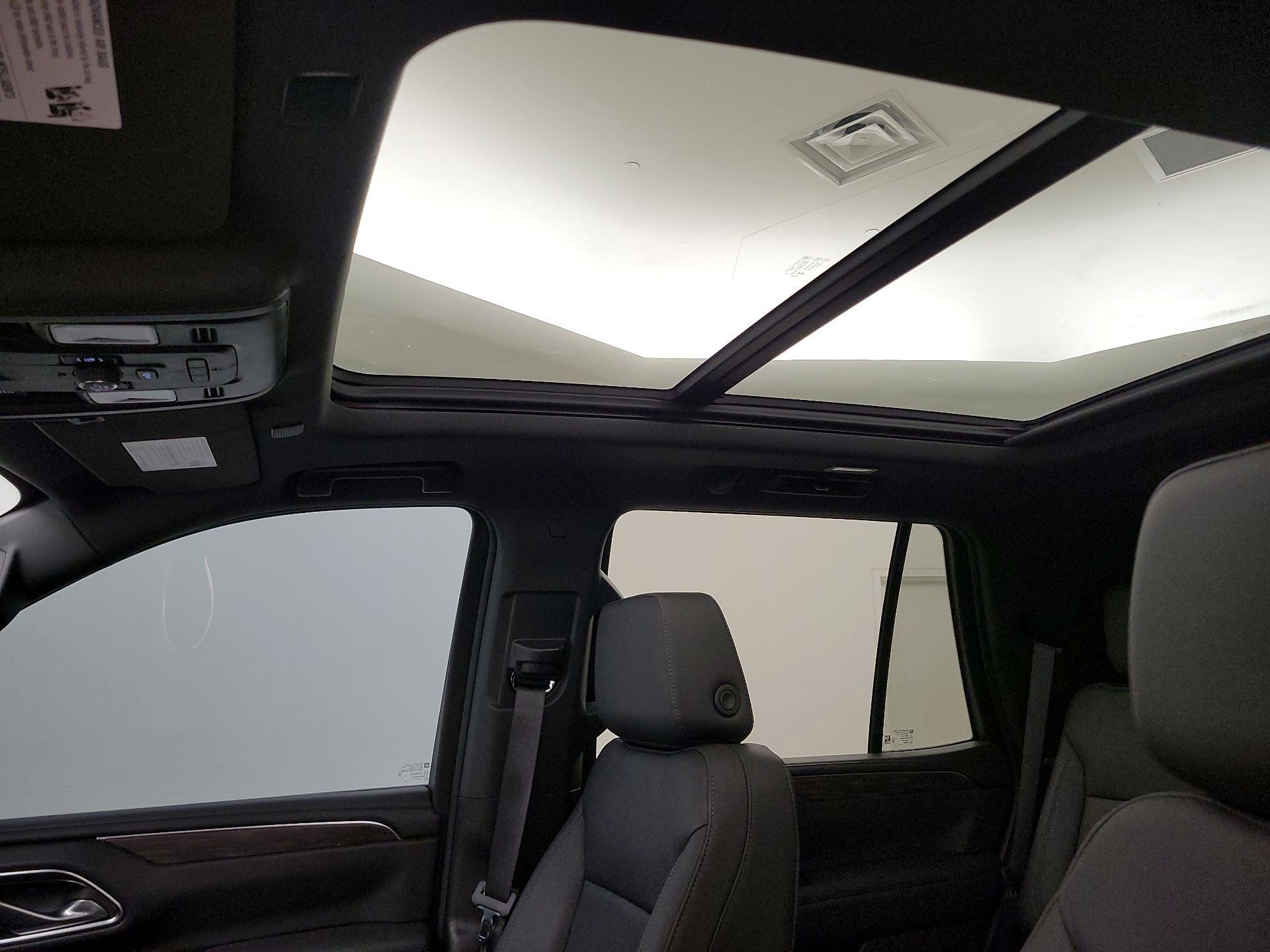Thumbnail: 2024 Chevrolet Tahoe - 19