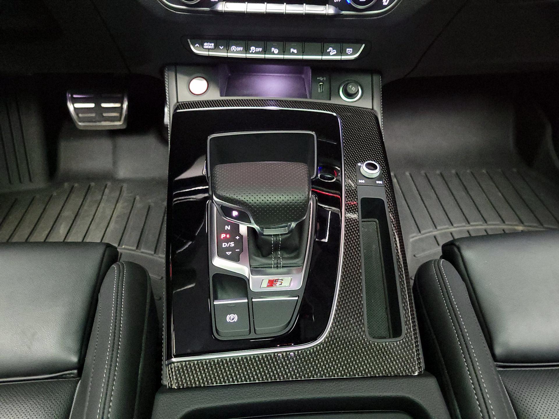 Thumbnail: 2023 Audi SQ5 - 17