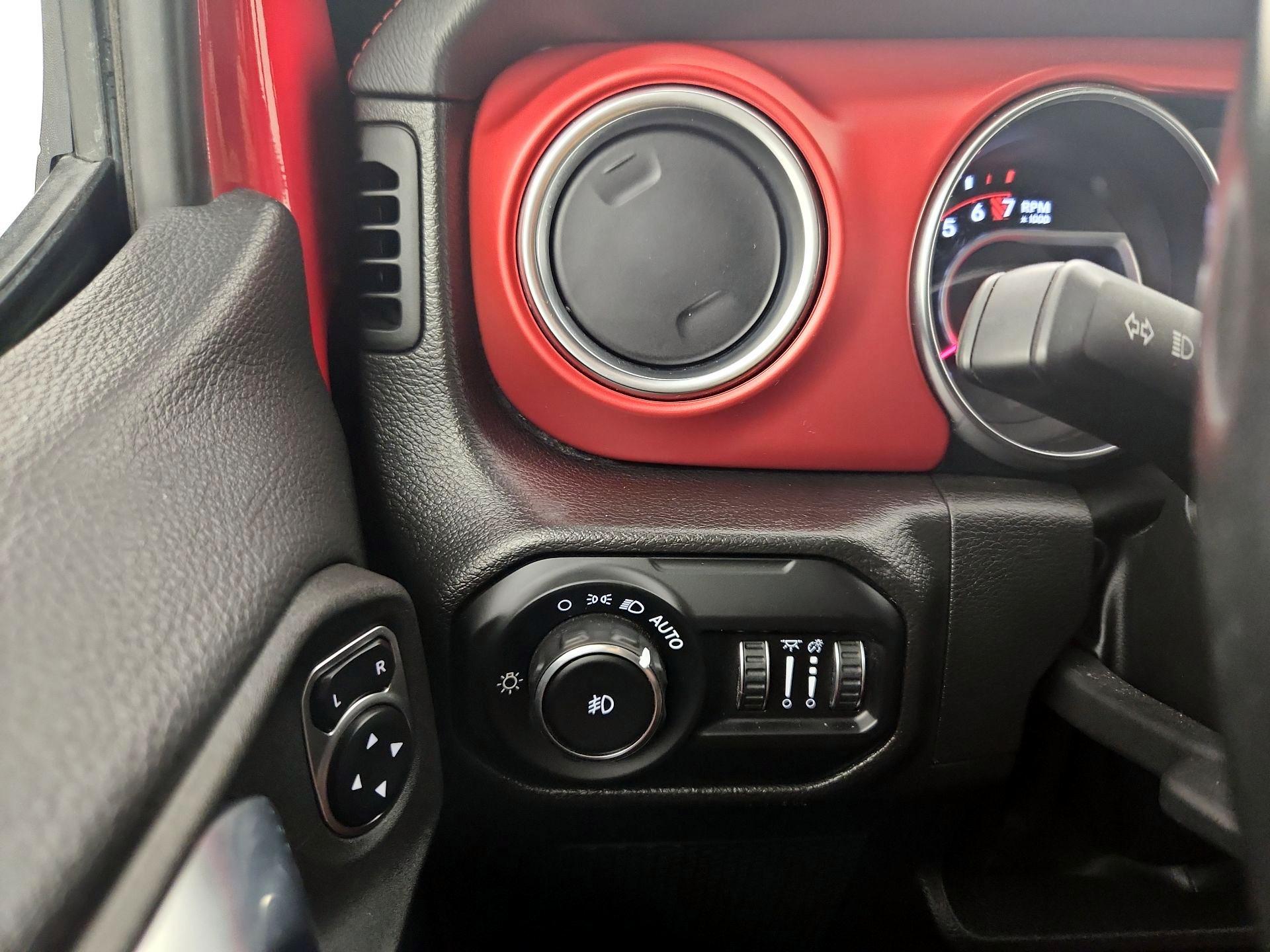 Thumbnail: 2022 Jeep Wrangler - 13