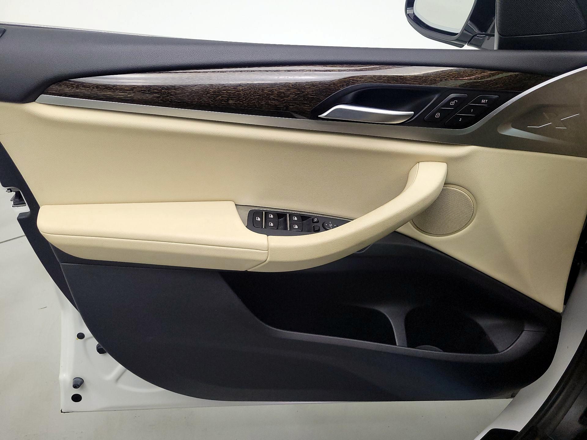 Thumbnail: 2019 BMW X3 - 12