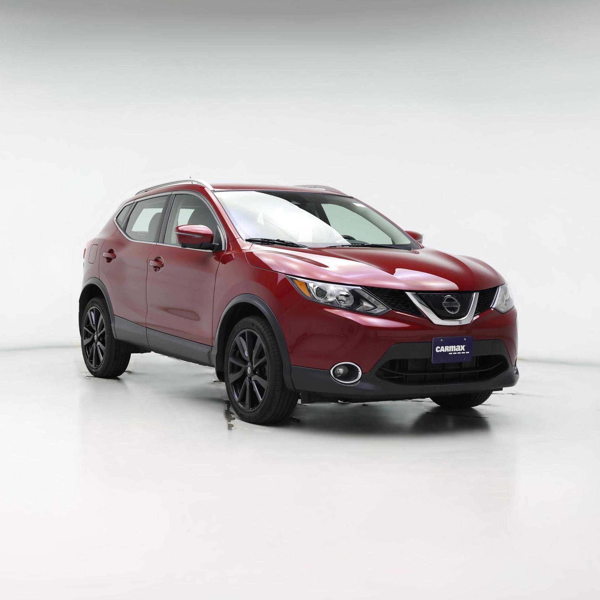 Thumbnail: 2019 Nissan Rogue Sport - 1