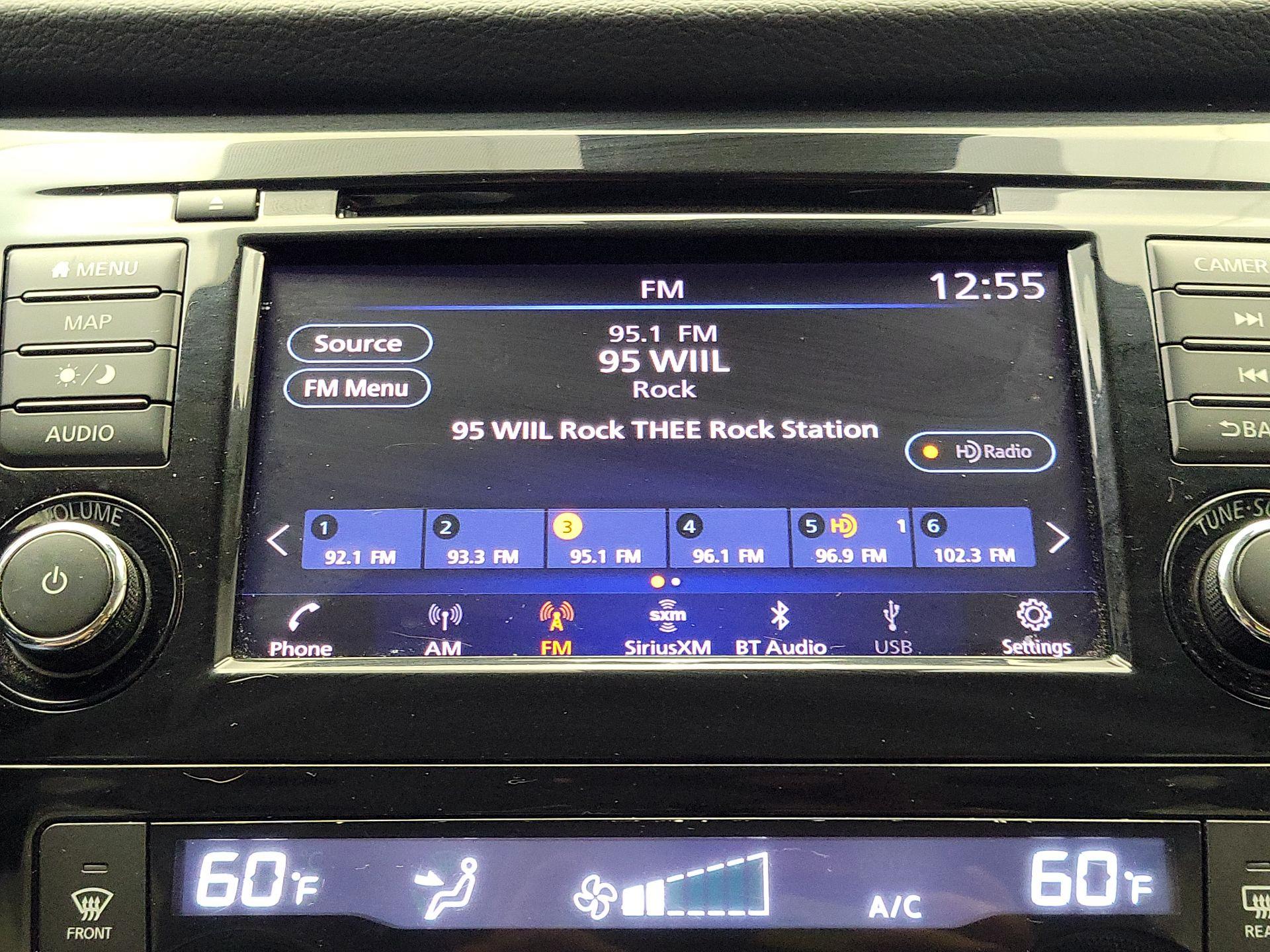 Thumbnail: 2019 Nissan Rogue Sport - 16