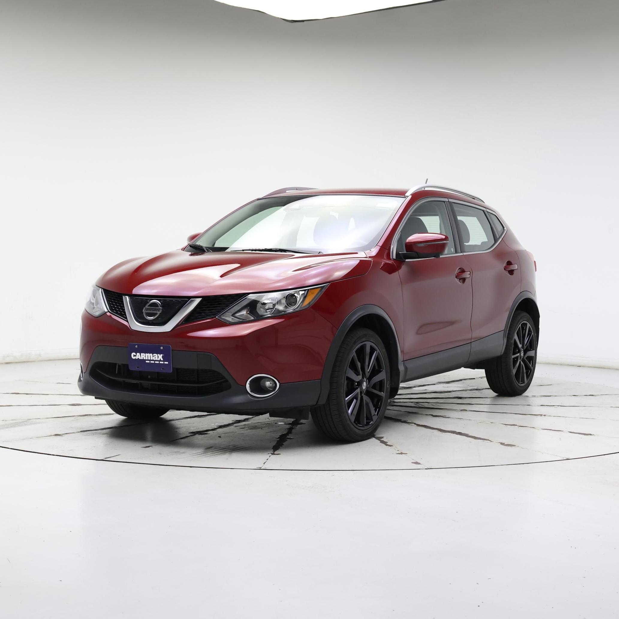 Thumbnail: 2019 Nissan Rogue Sport - 4