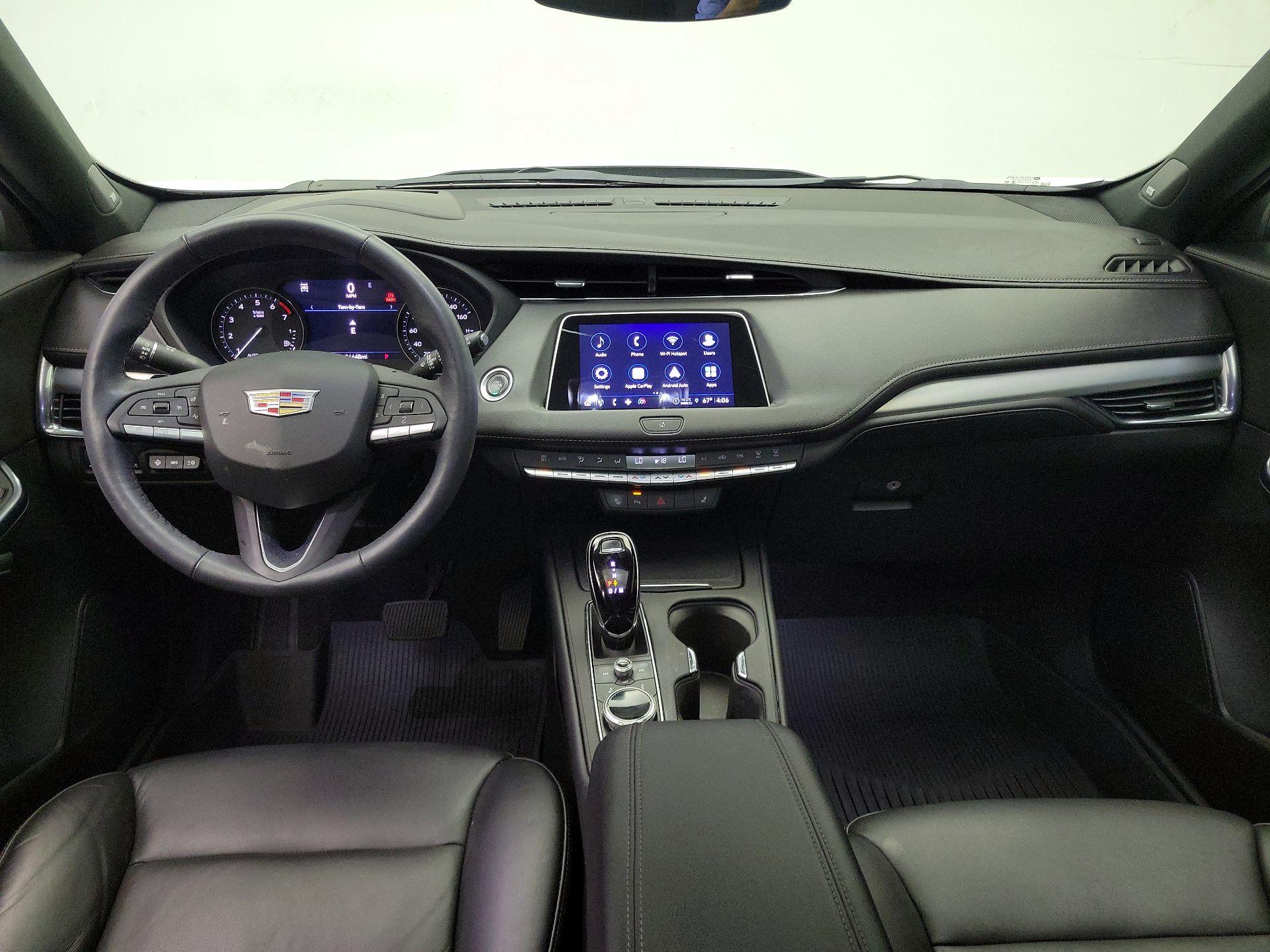 Thumbnail: 2022 Cadillac XT4 - 9