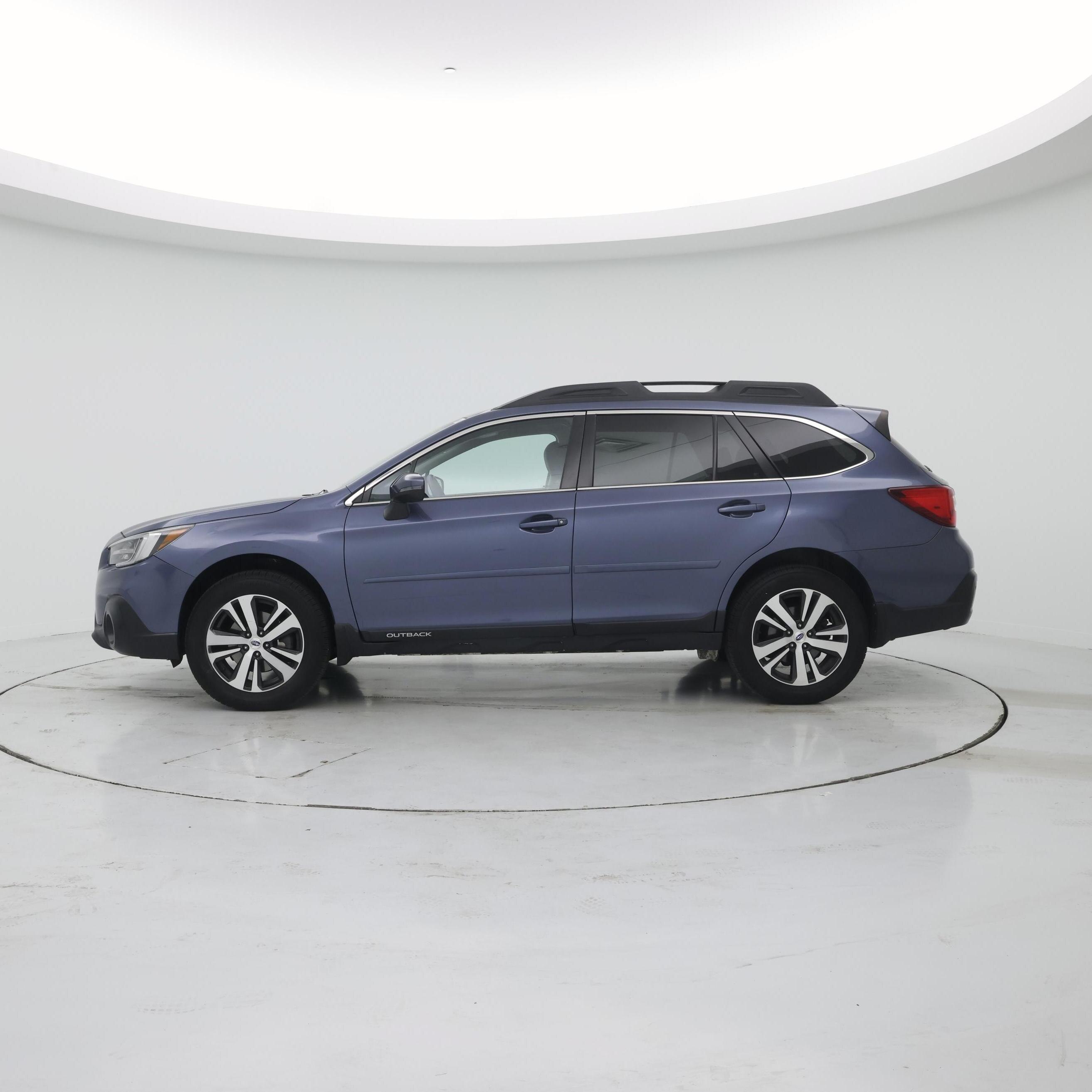 Thumbnail: 2018 Subaru Outback - 3