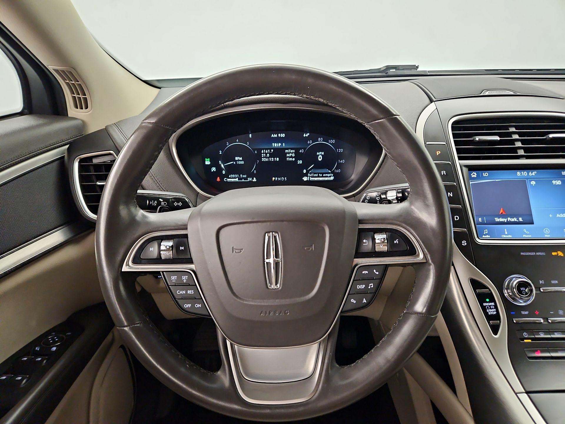 Thumbnail: 2020 Lincoln Nautilus - 10