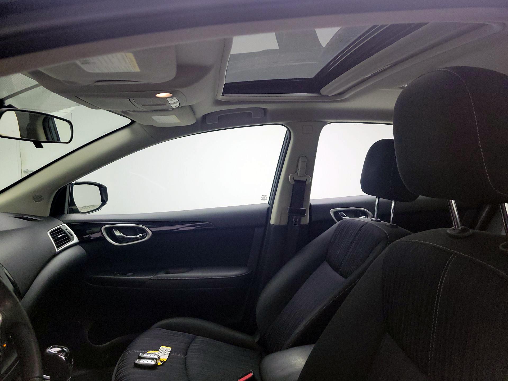 Thumbnail: 2017 Nissan Sentra - 19