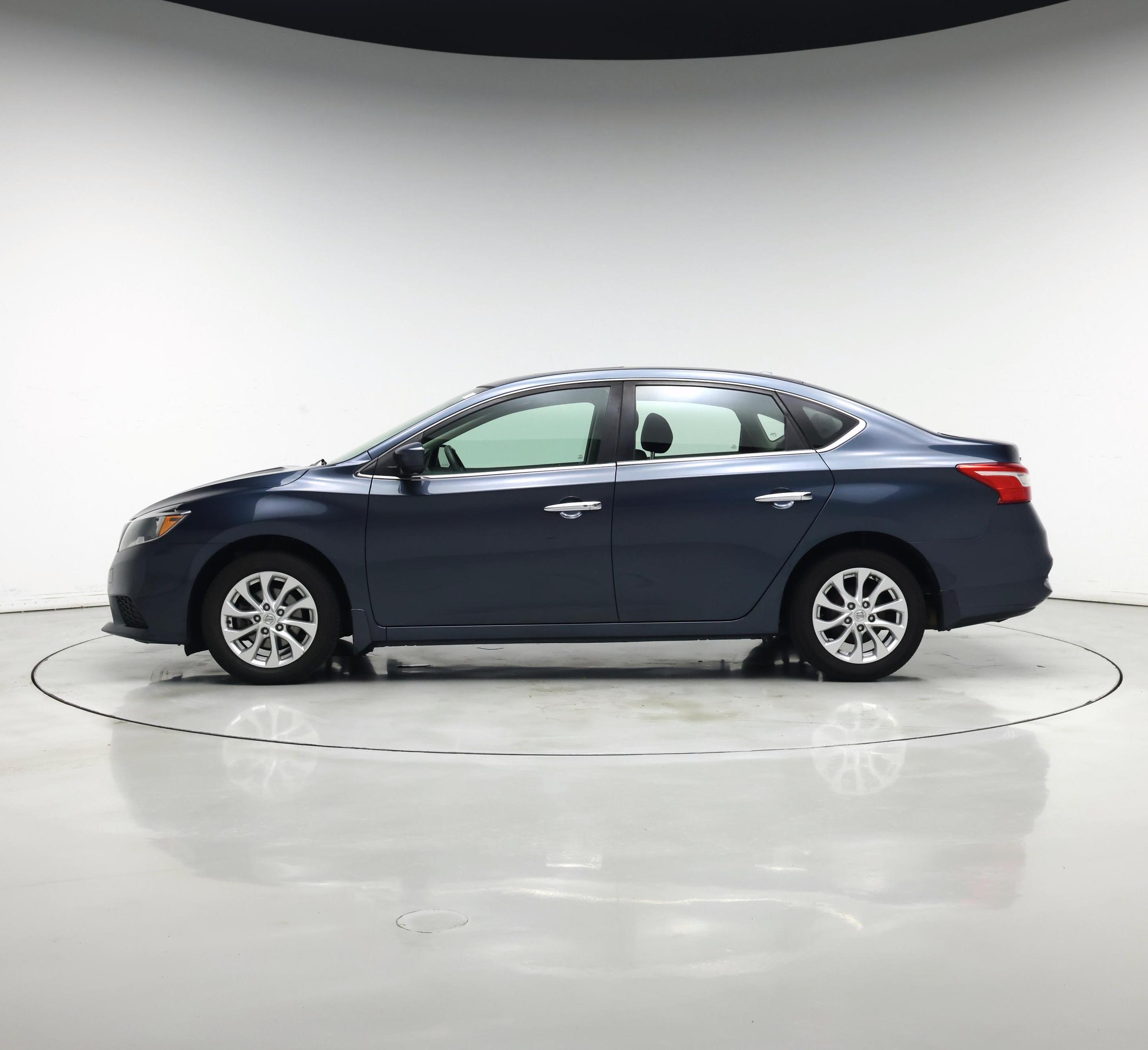 Thumbnail: 2017 Nissan Sentra - 3