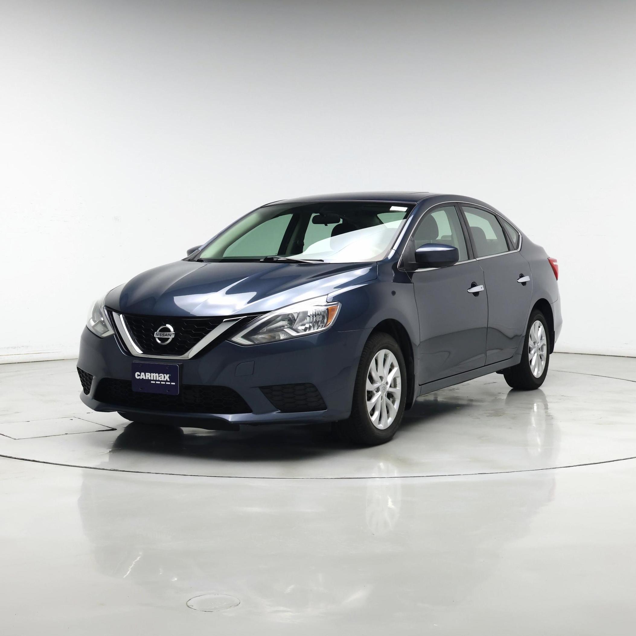 Thumbnail: 2017 Nissan Sentra - 4